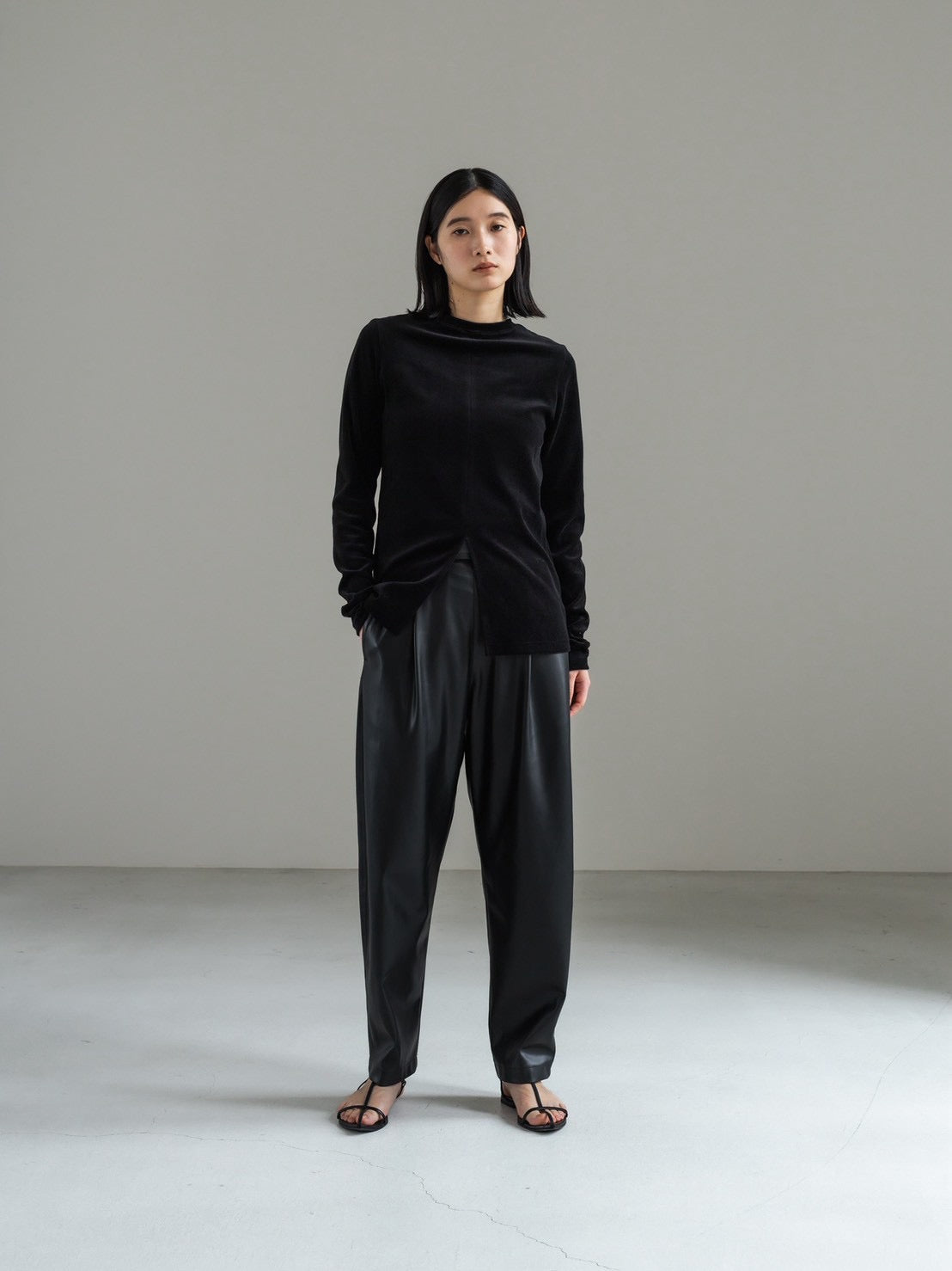 FORM PANTS/Leather black