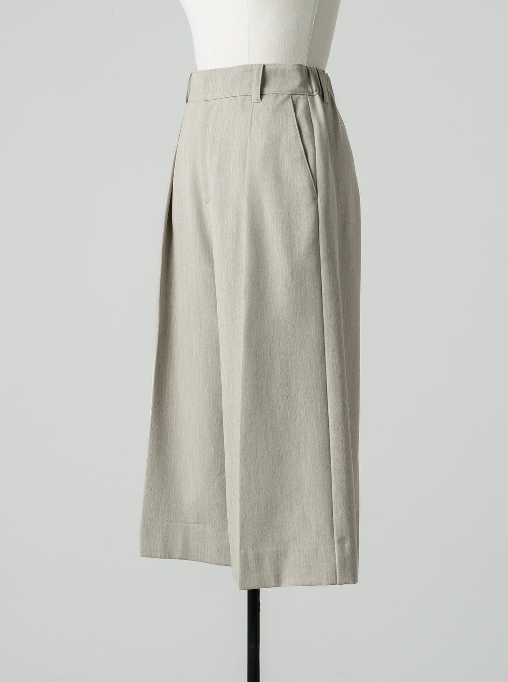 【HANKYU】RELAXED HALF PANTS