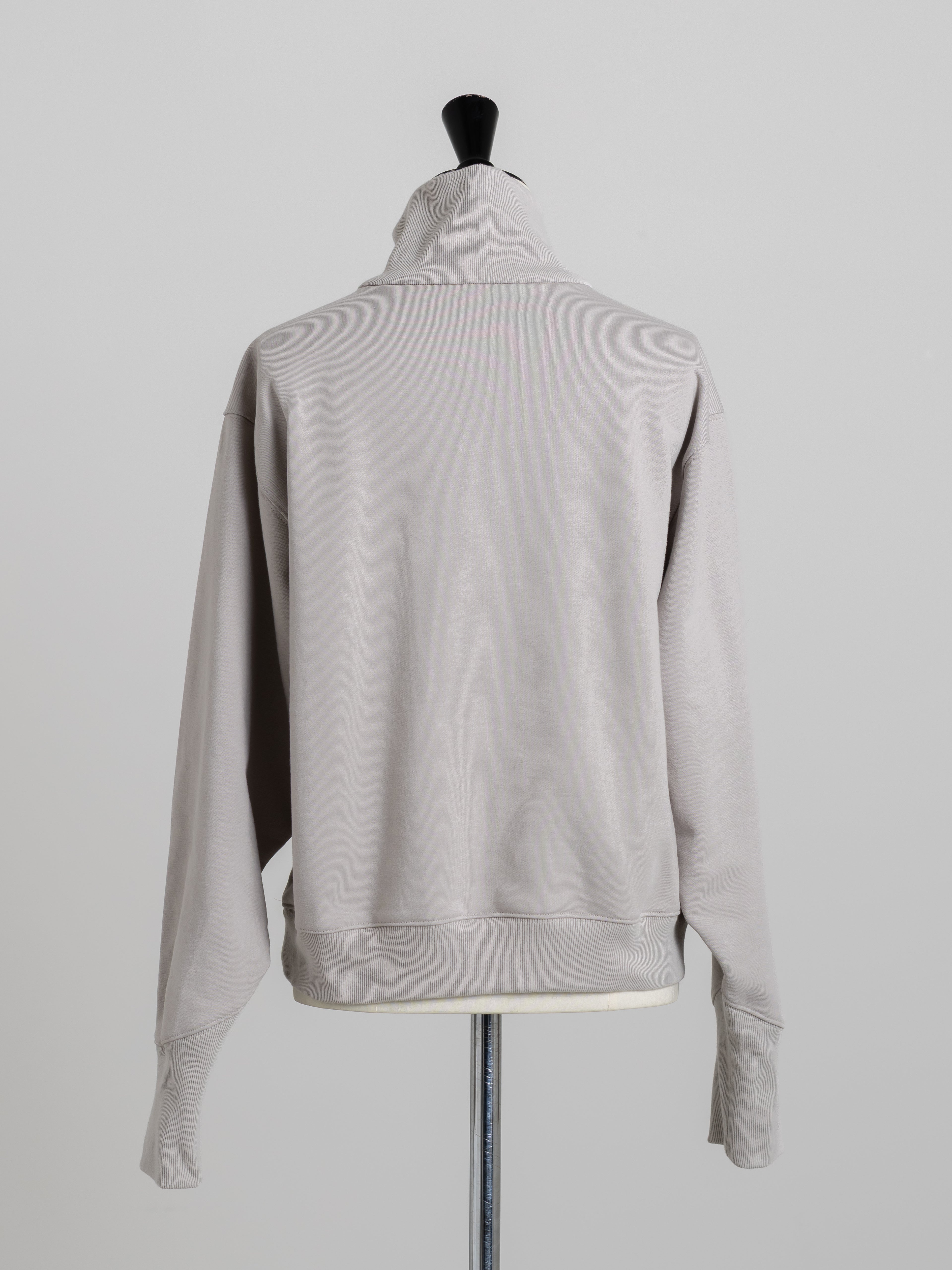 【PRE ORDER】HALF ZIP SWEAT