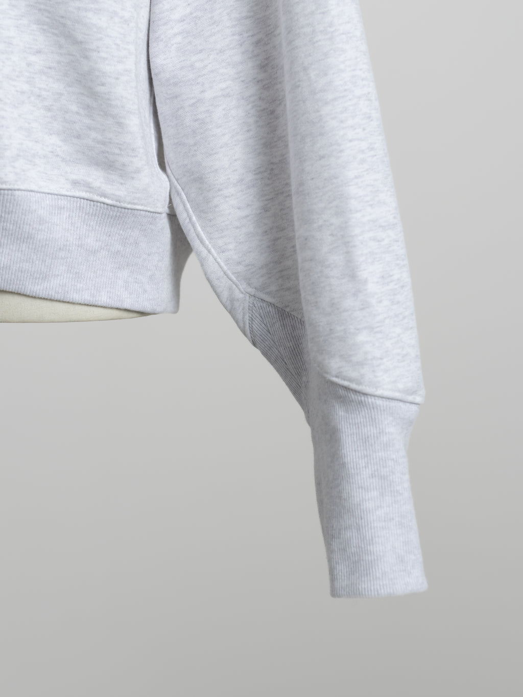 【PRE ORDER】HALF ZIP SWEAT