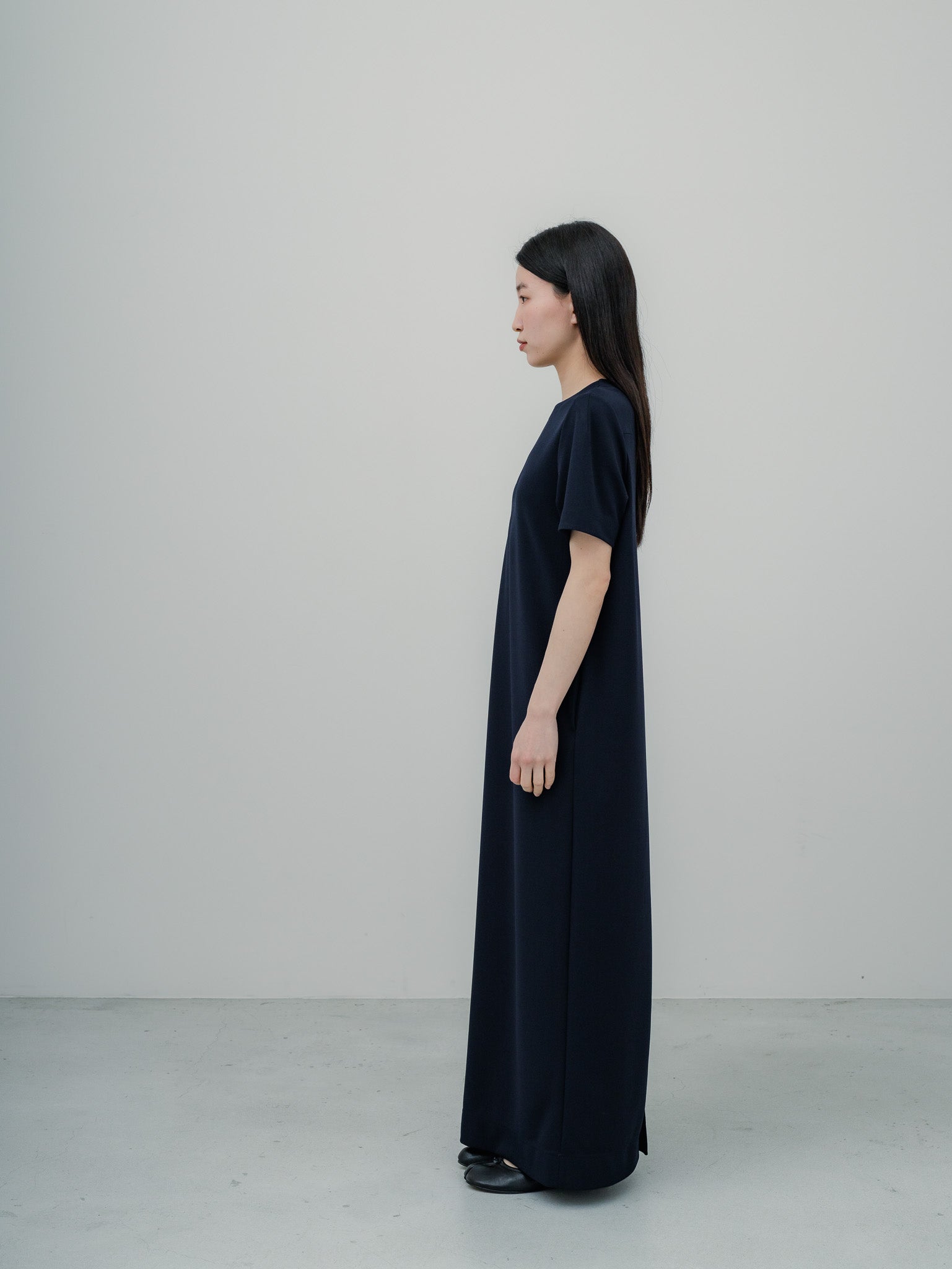 【PRE ORDER】SILKY TECH DRESS/Navy