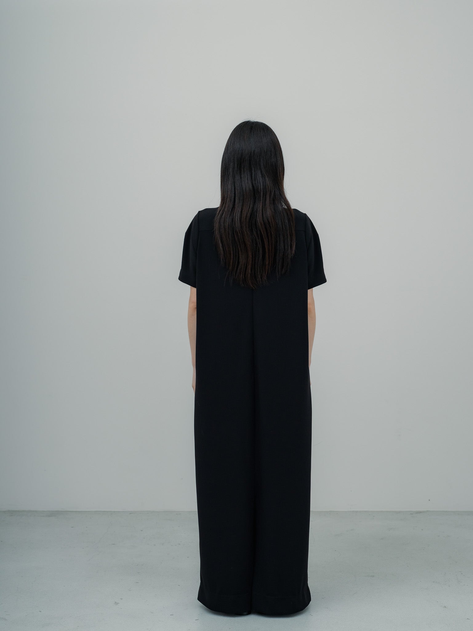 SILKY TECH DRESS/Black – FREY.online
