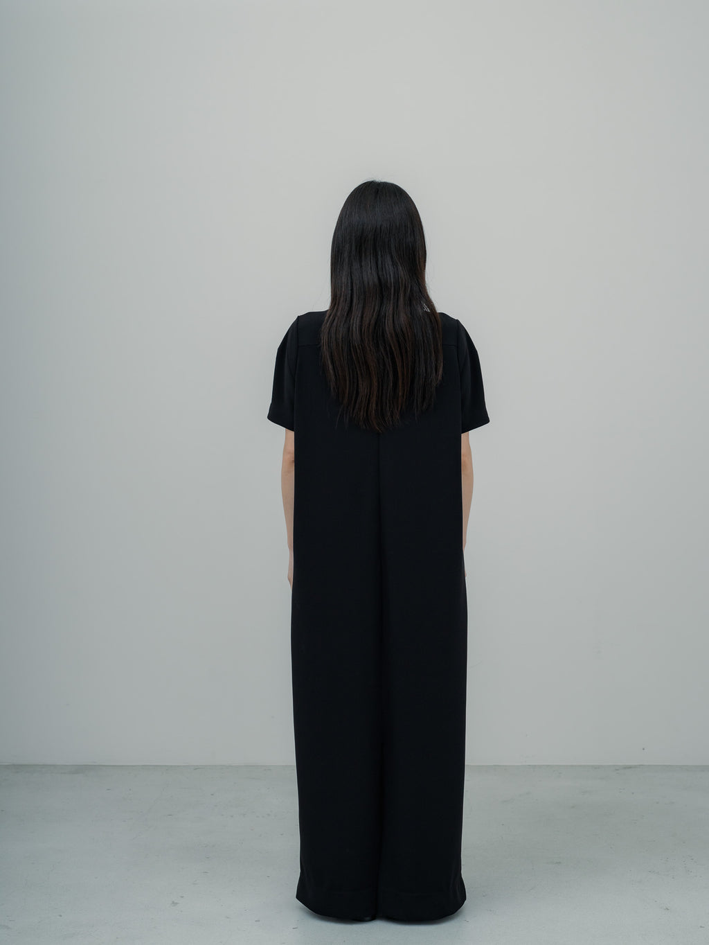 【PRE ORDER】SILKY TECH DRESS/Black