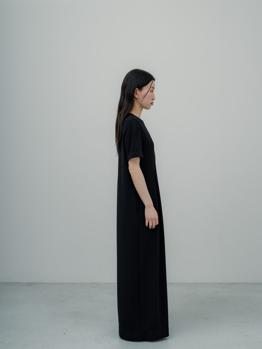 【PRE ORDER】SILKY TECH DRESS/Black