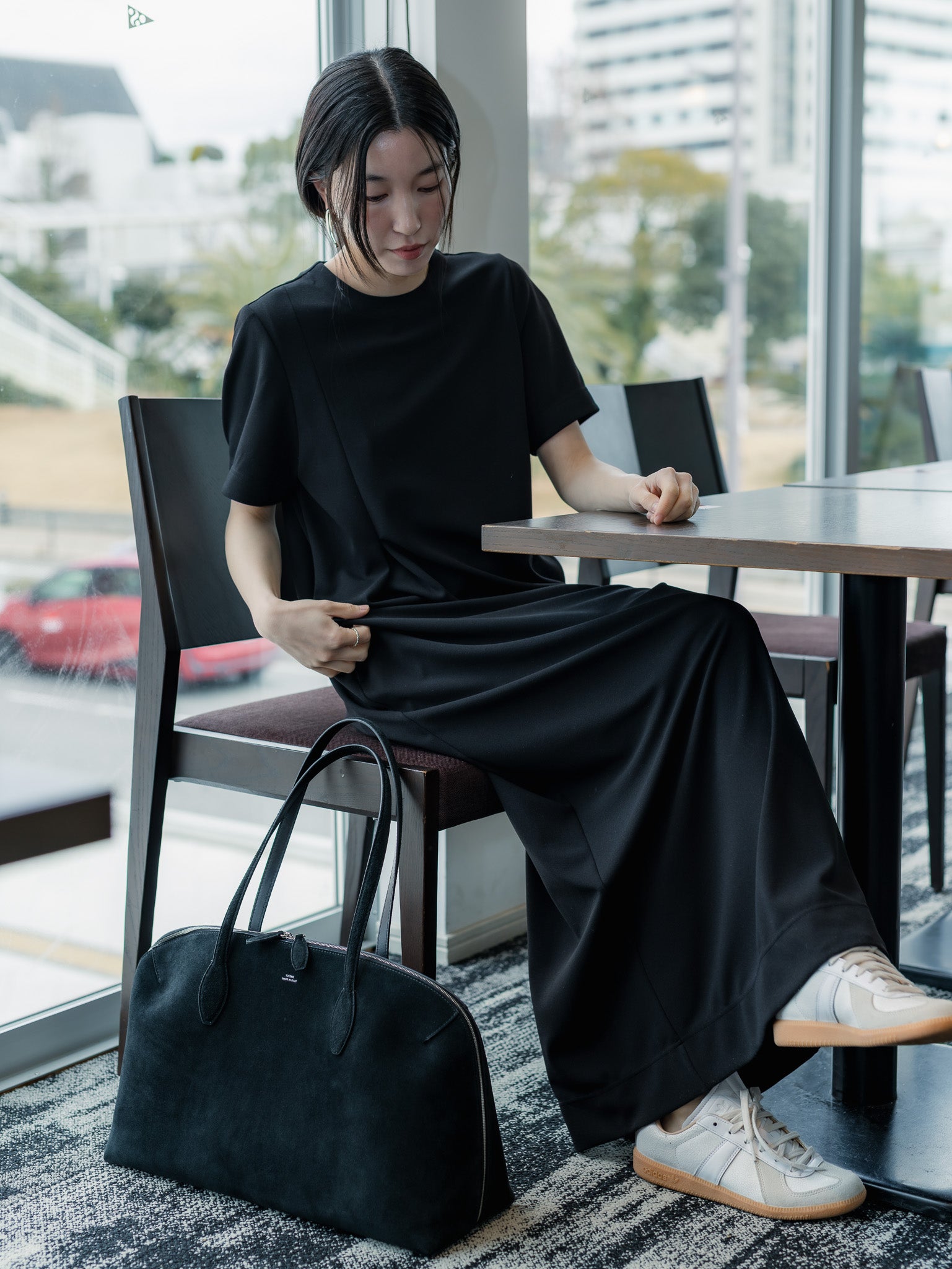 【PRE ORDER】SILKY TECH DRESS/Black