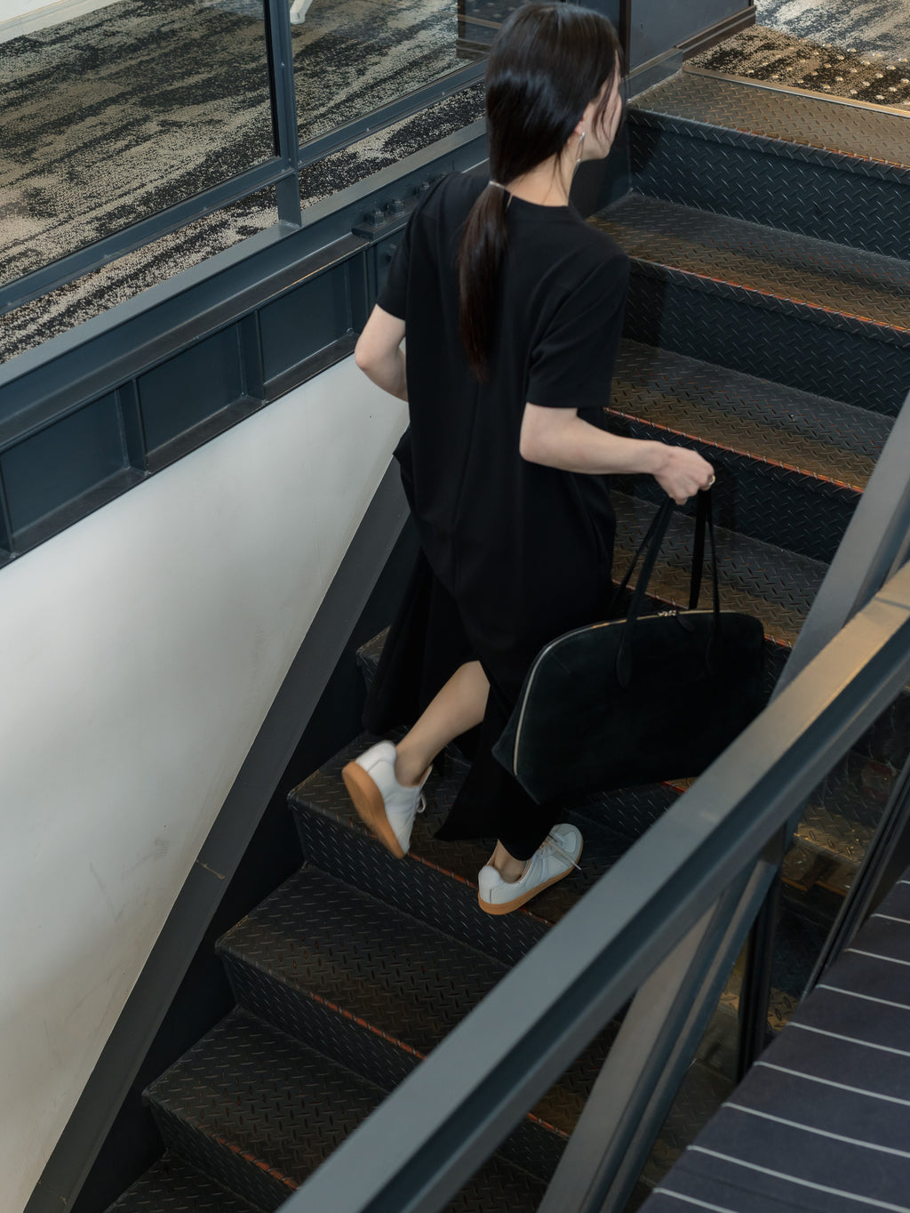 【PRE ORDER】SILKY TECH DRESS/Black