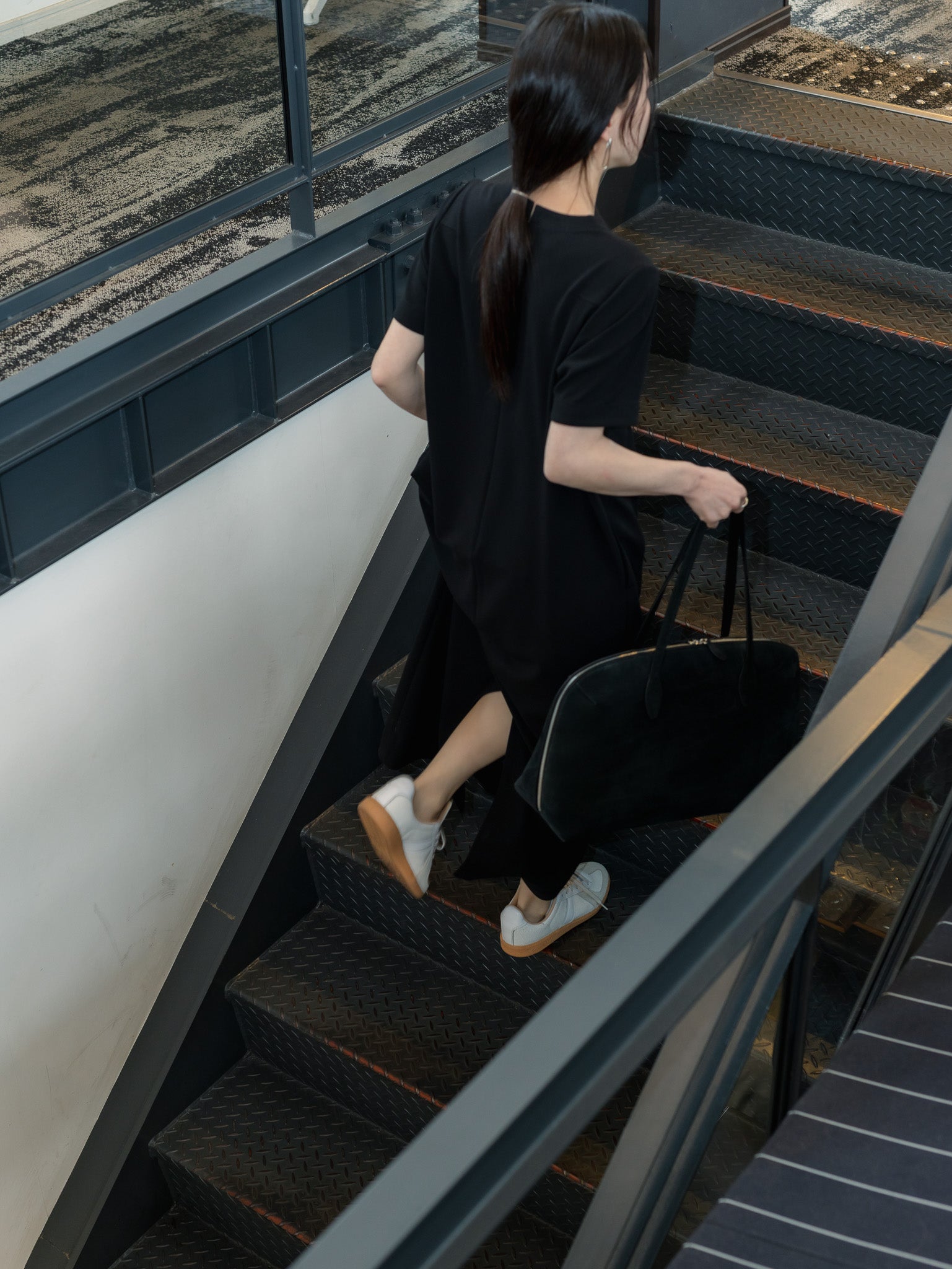 【PRE ORDER】SILKY TECH DRESS/Black