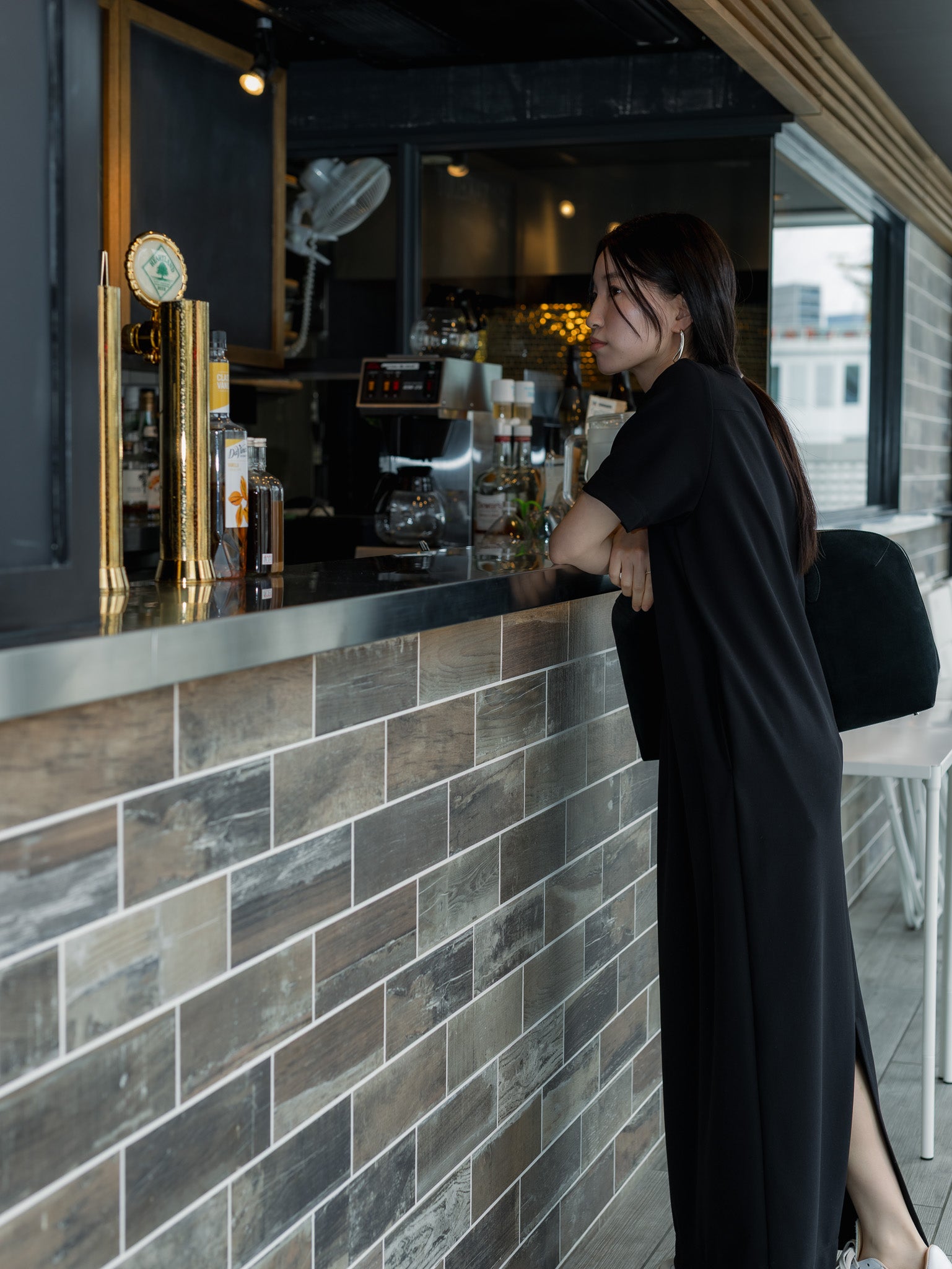 SILKY TECH DRESS/Black – FREY.online