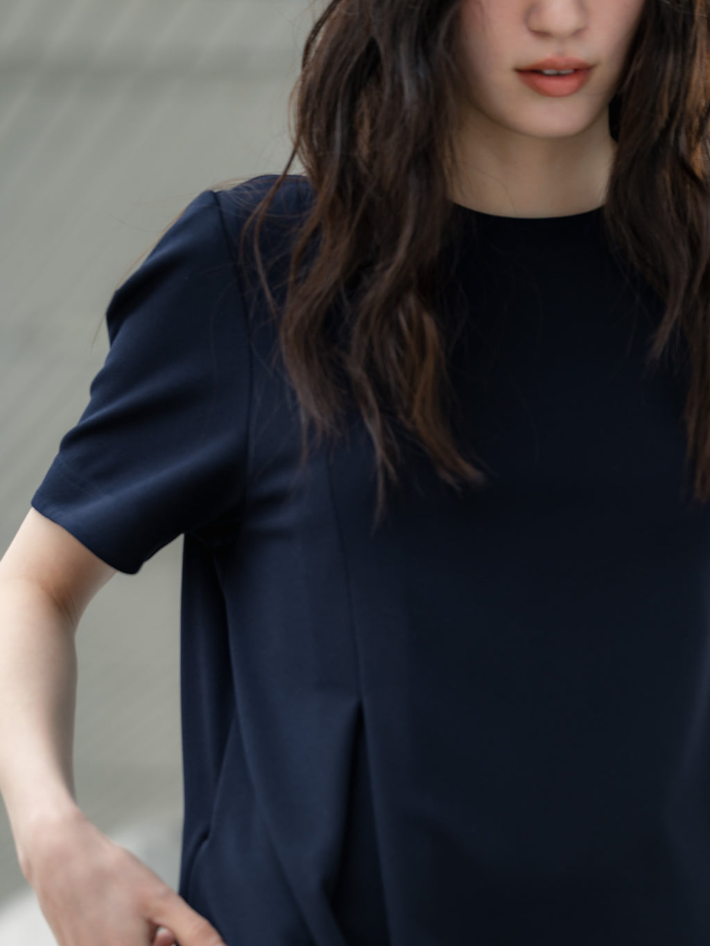 【PRE ORDER】SILKY TECH DRESS/Navy