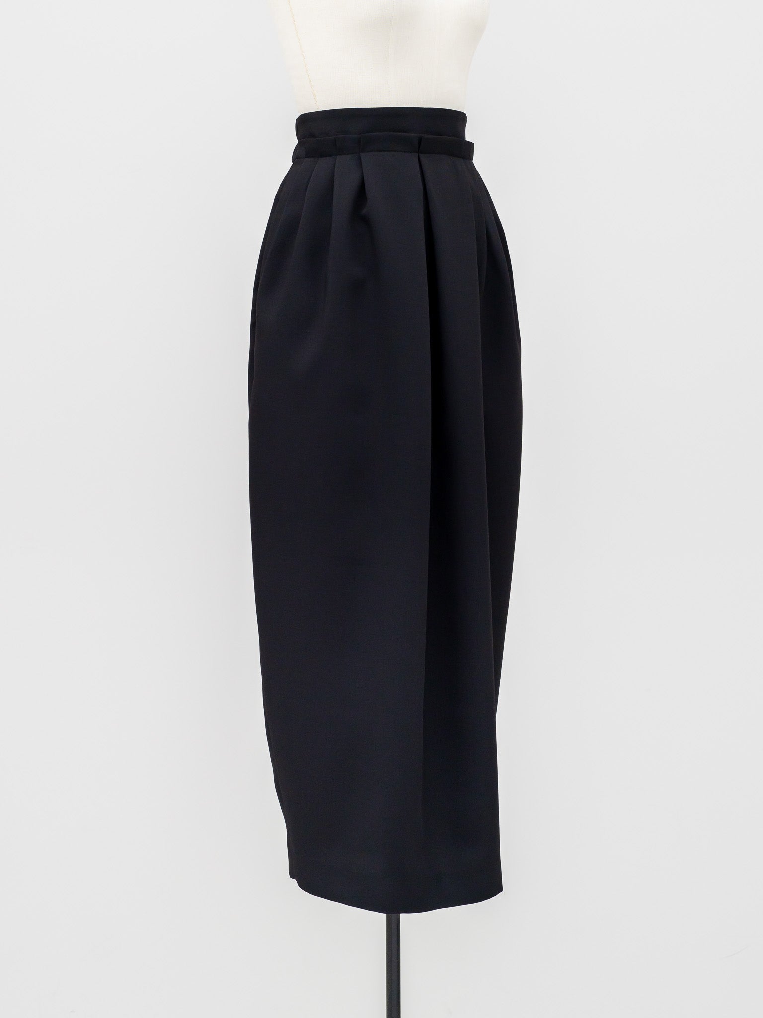 EASY DRAPE SKIRT/Black – FREY.online