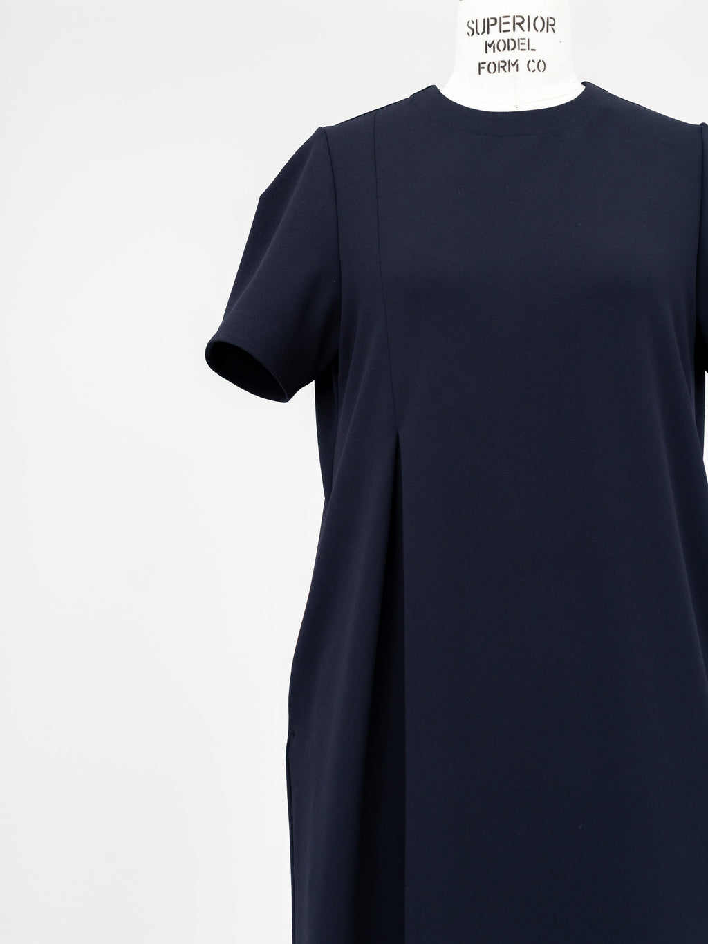 【PRE ORDER】SILKY TECH DRESS/Navy