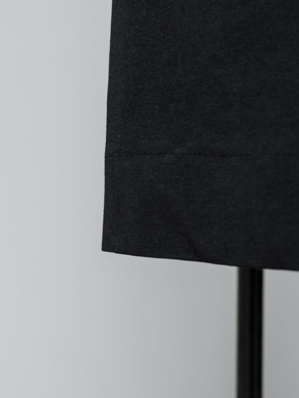 CUT OUT DRESS / black