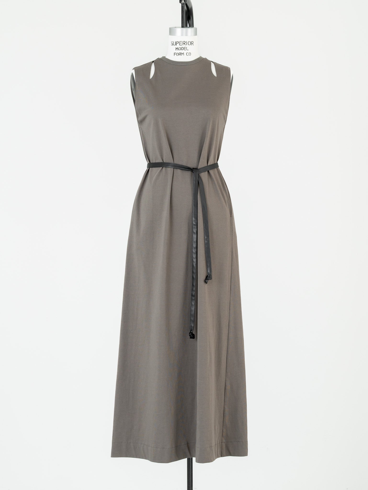 CUT OUT DRESS / mocha greige