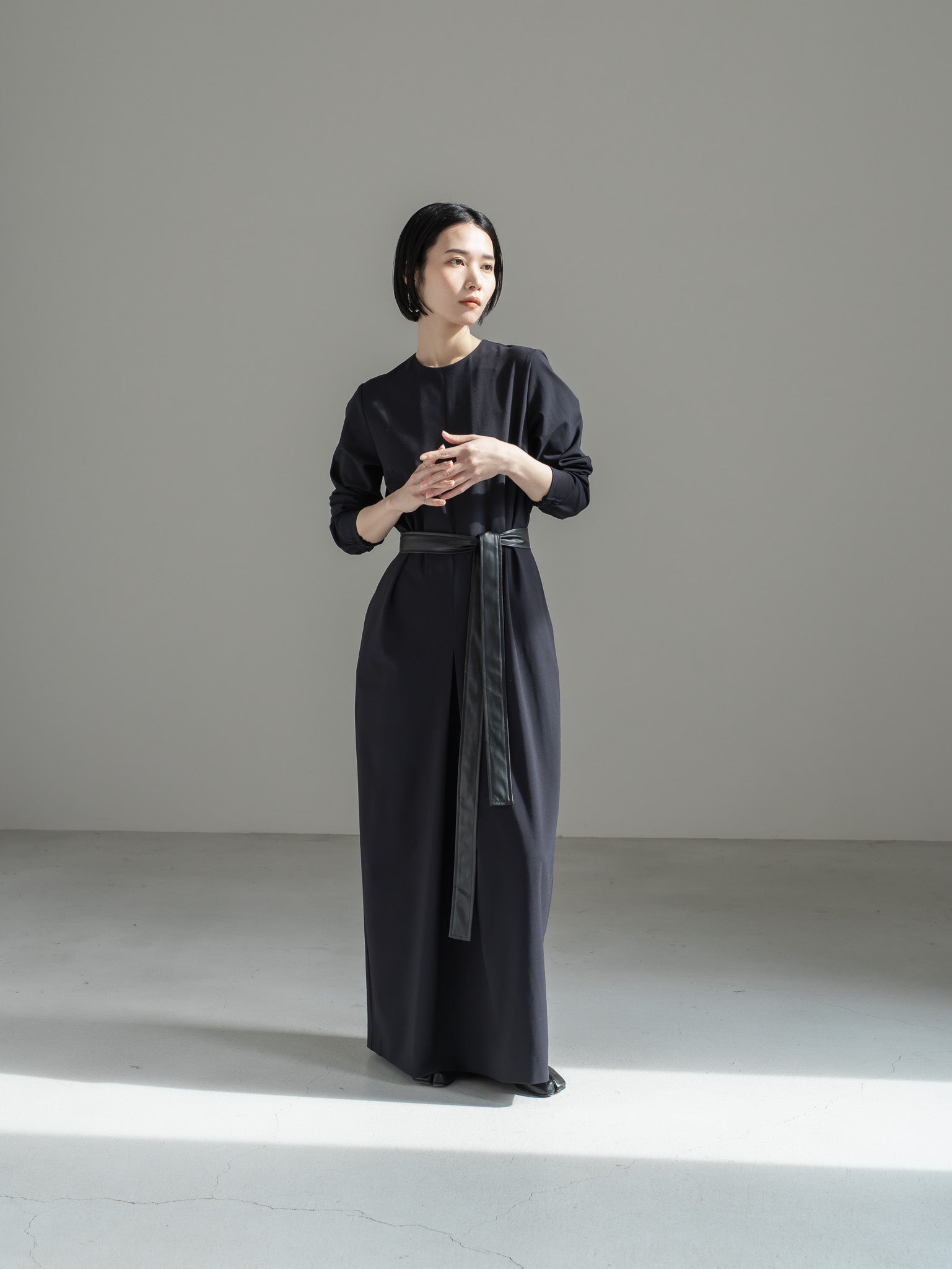 【PRE ORDER】TONE DRESS - NAVY