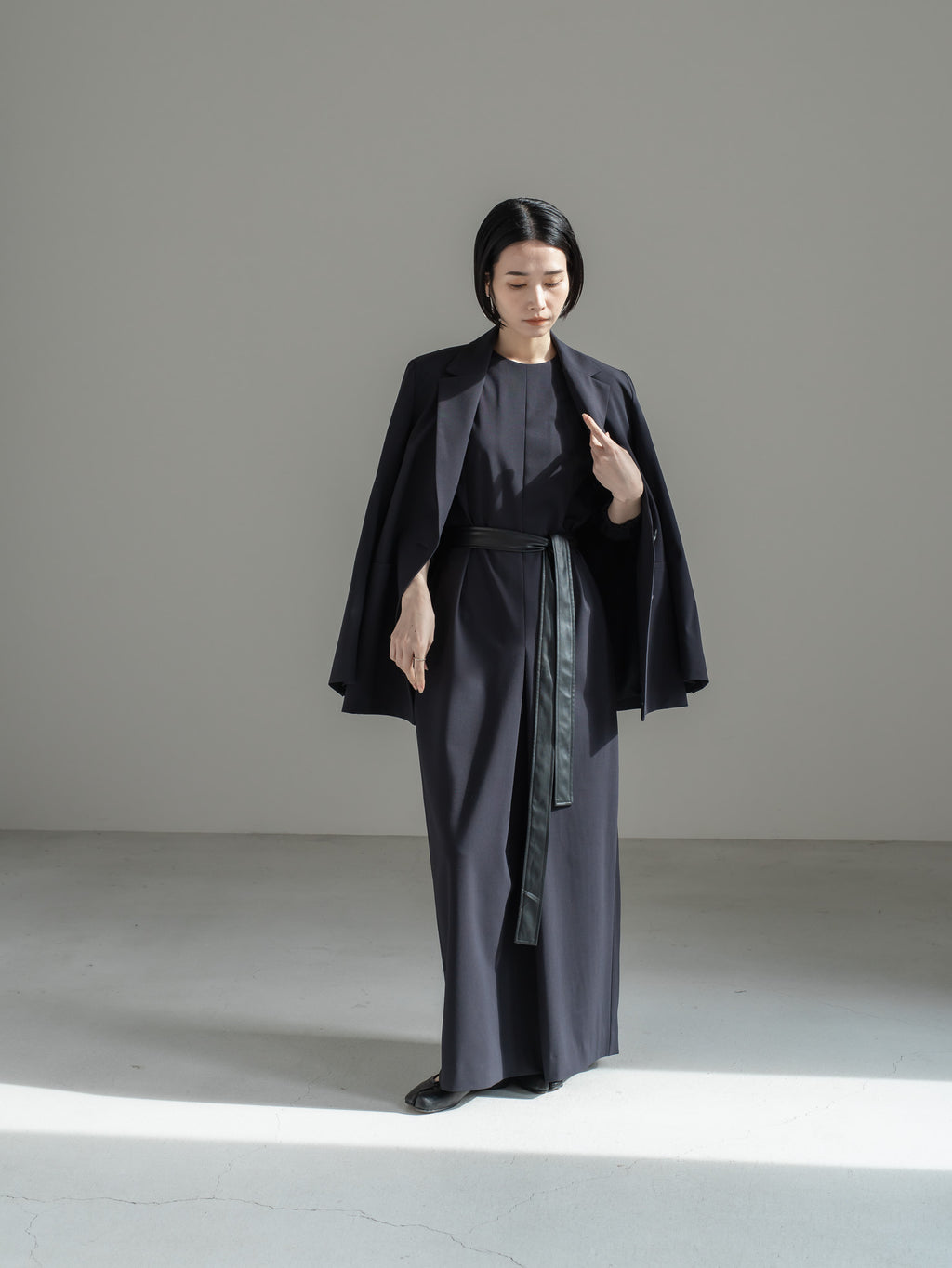 【PRE ORDER】TONE DRESS - NAVY