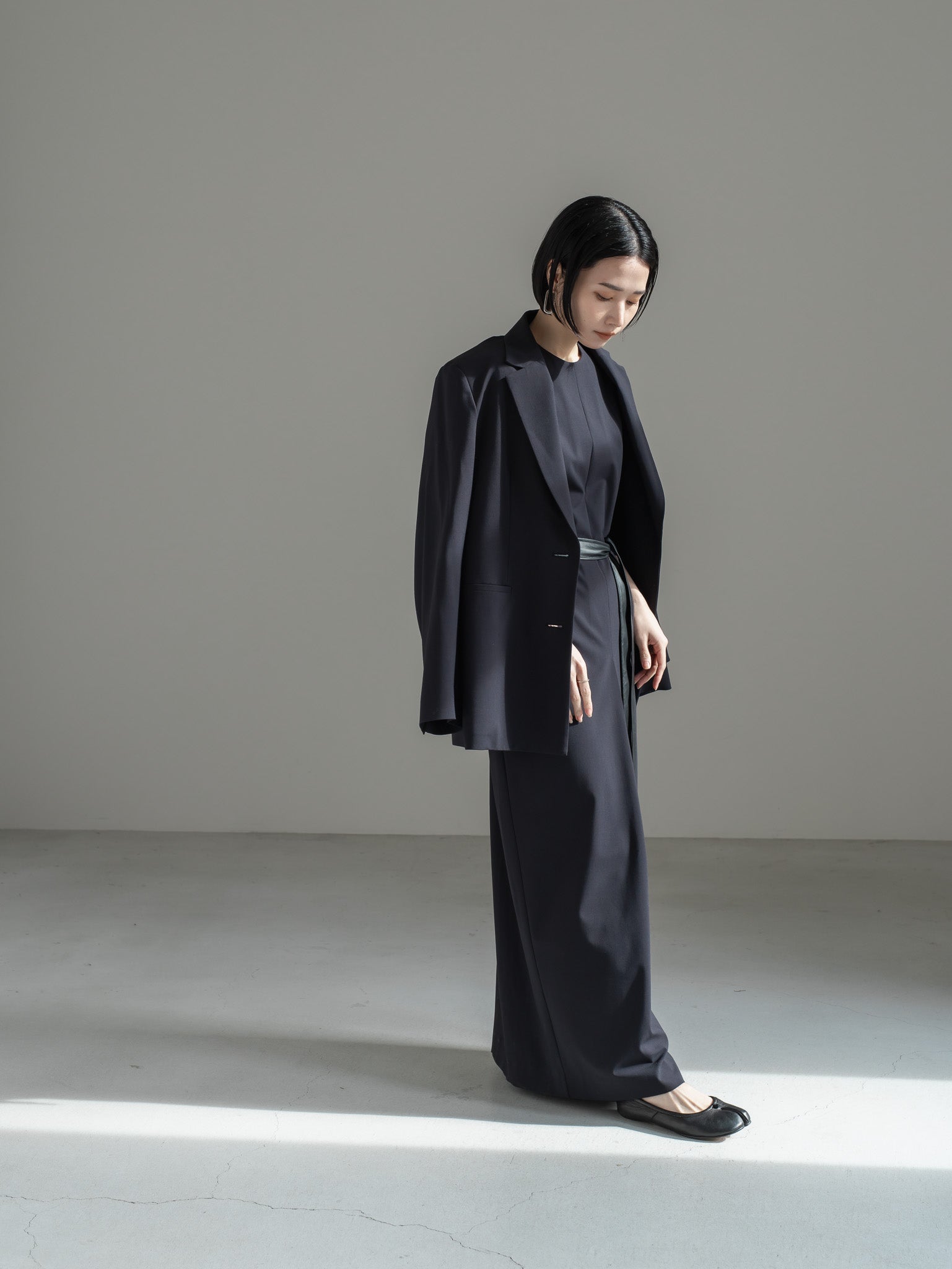 【PRE ORDER】OUTLINE JACKET - NAVY