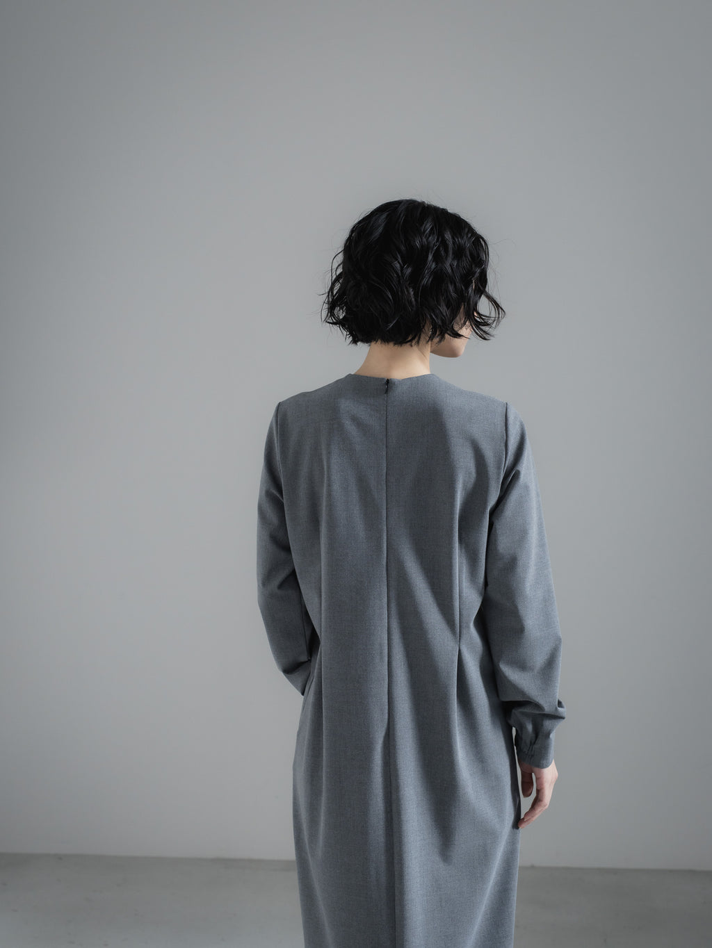 【PRE ORDER】TONE DRESS - GRAY