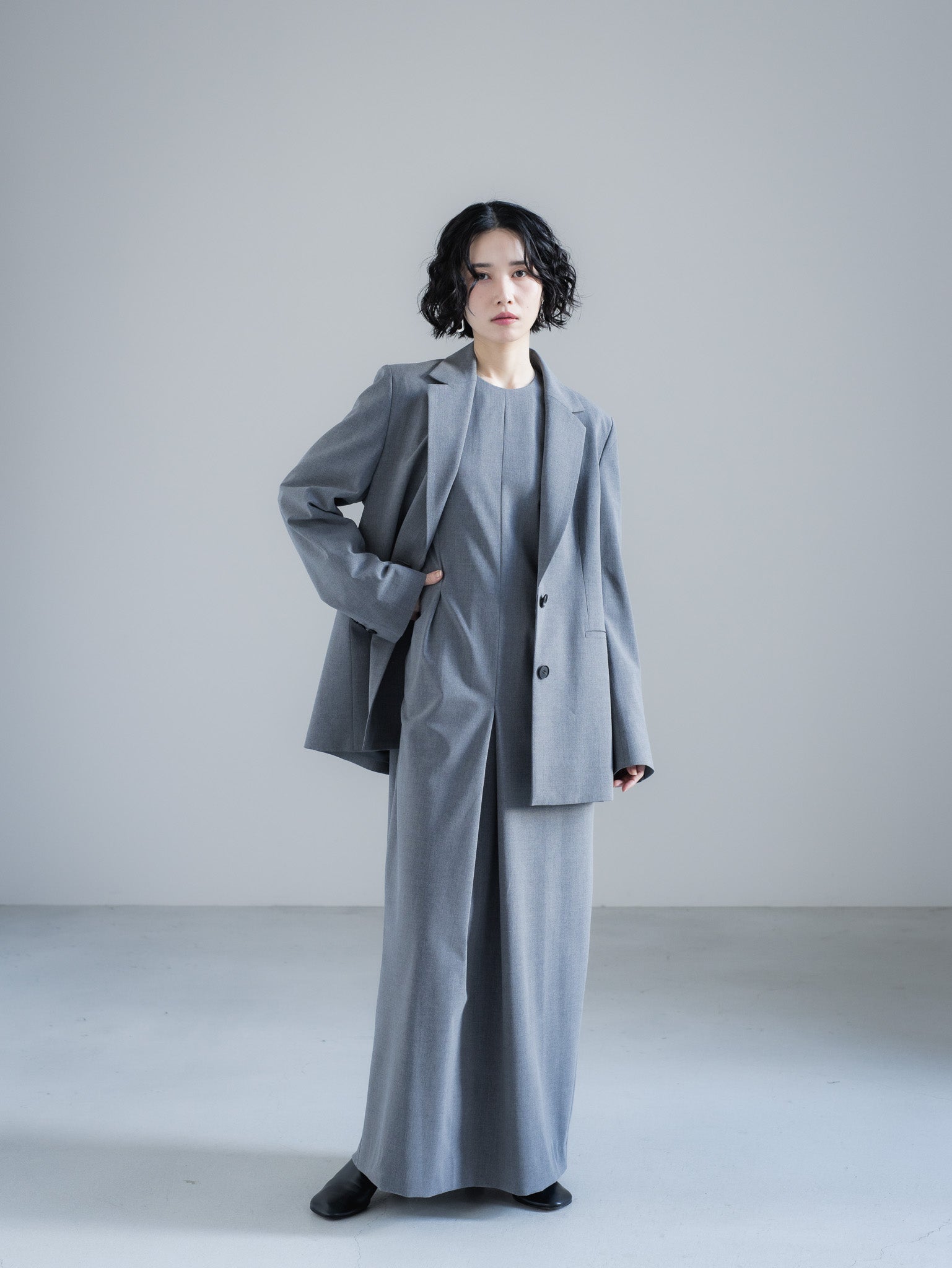 【PRE ORDER】OUTLINE JACKET - GRAY