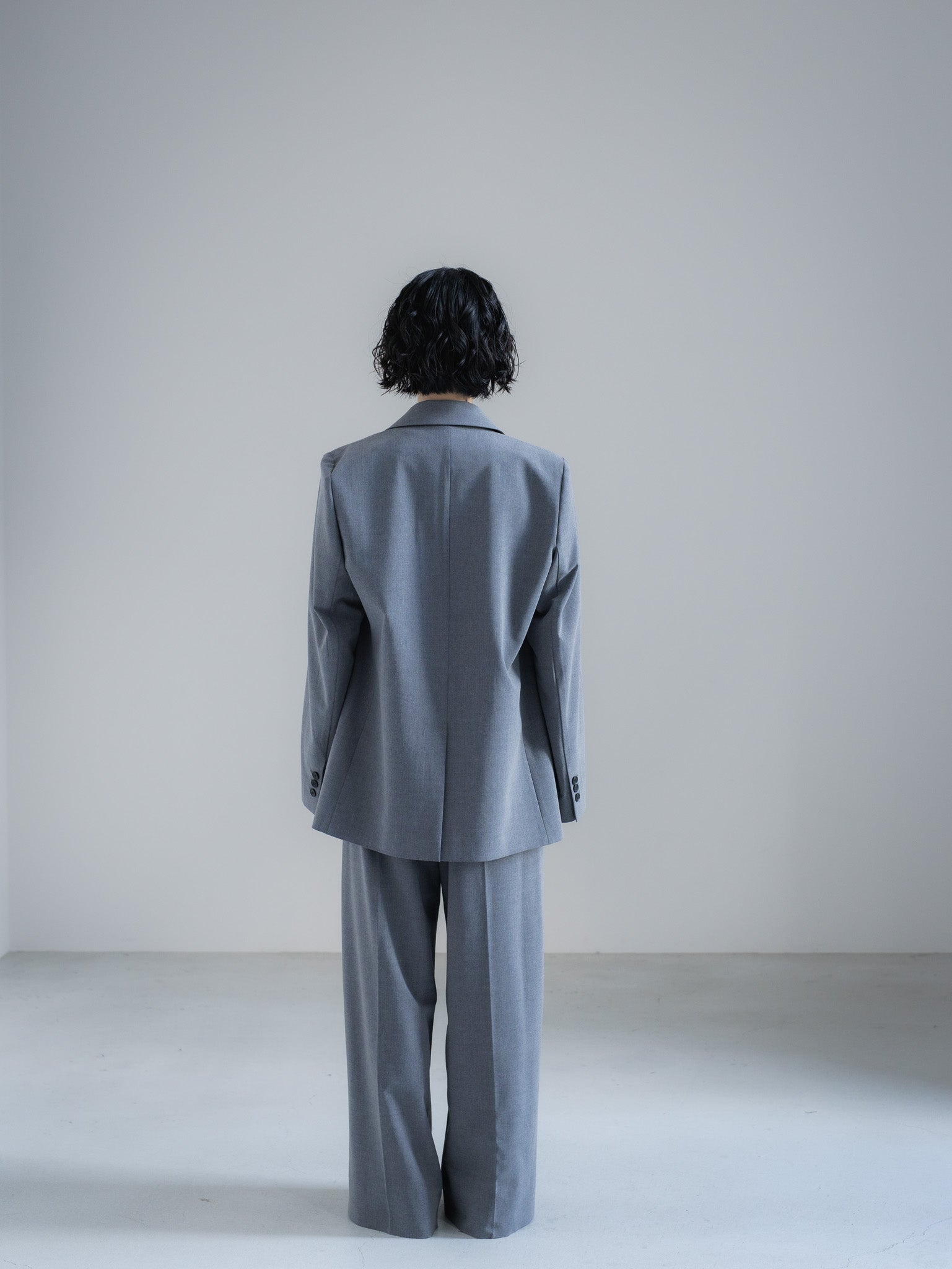 【PRE ORDER】OUTLINE JACKET - GRAY