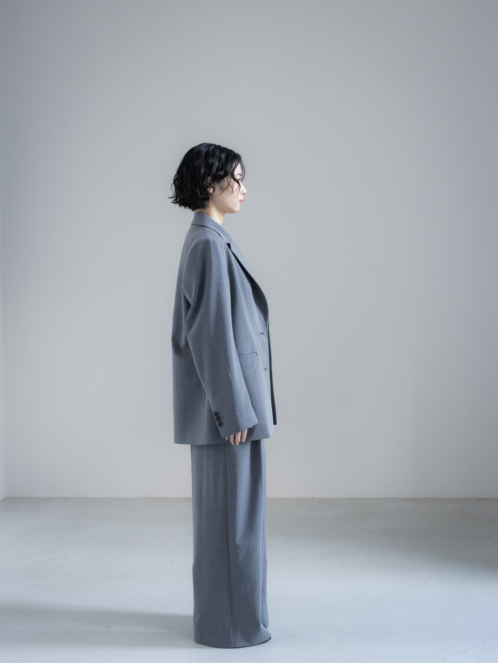 【PRE ORDER】OUTLINE JACKET - GRAY