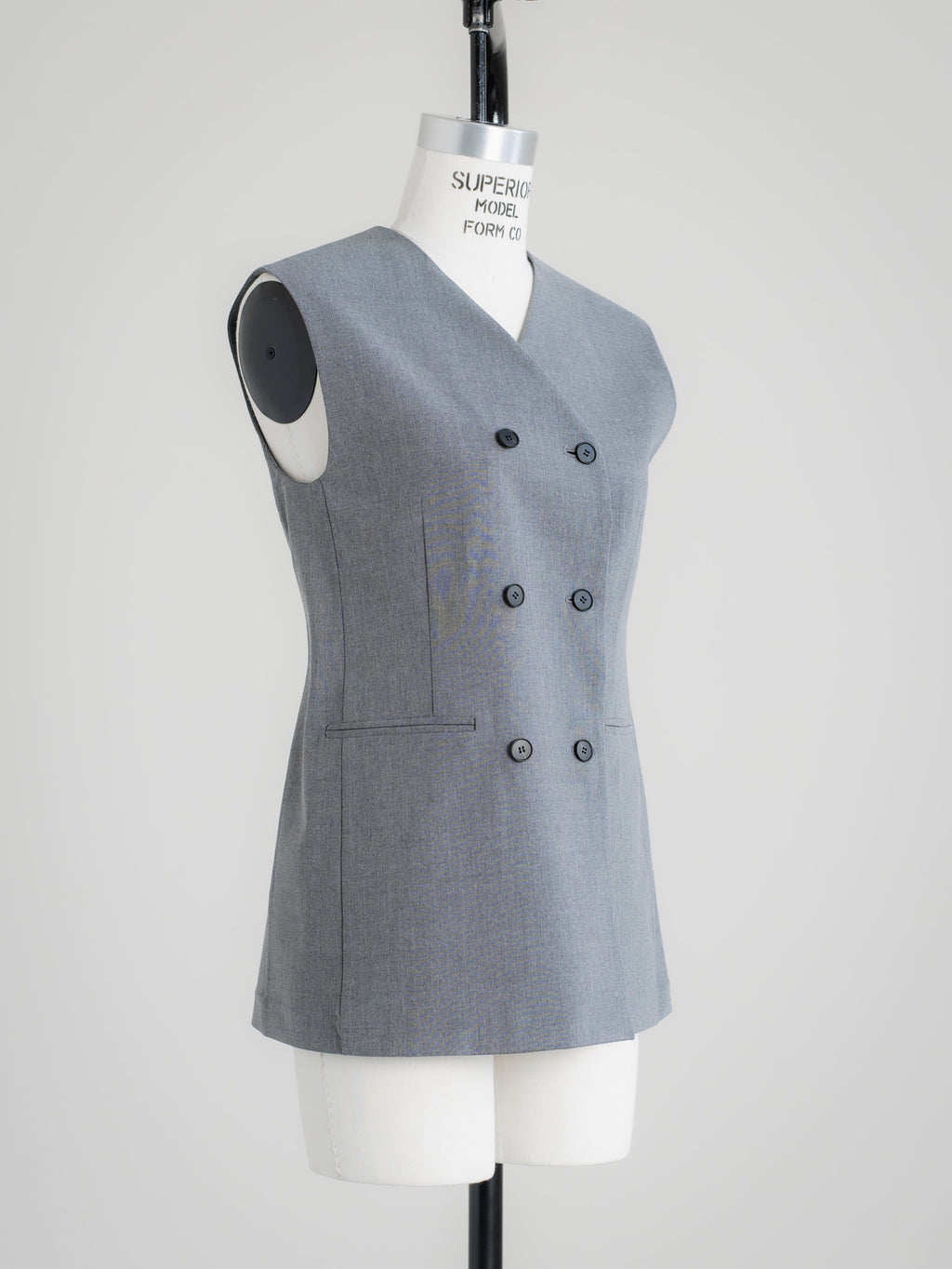 【PRE ORDER】CURVE VEST - GRAY