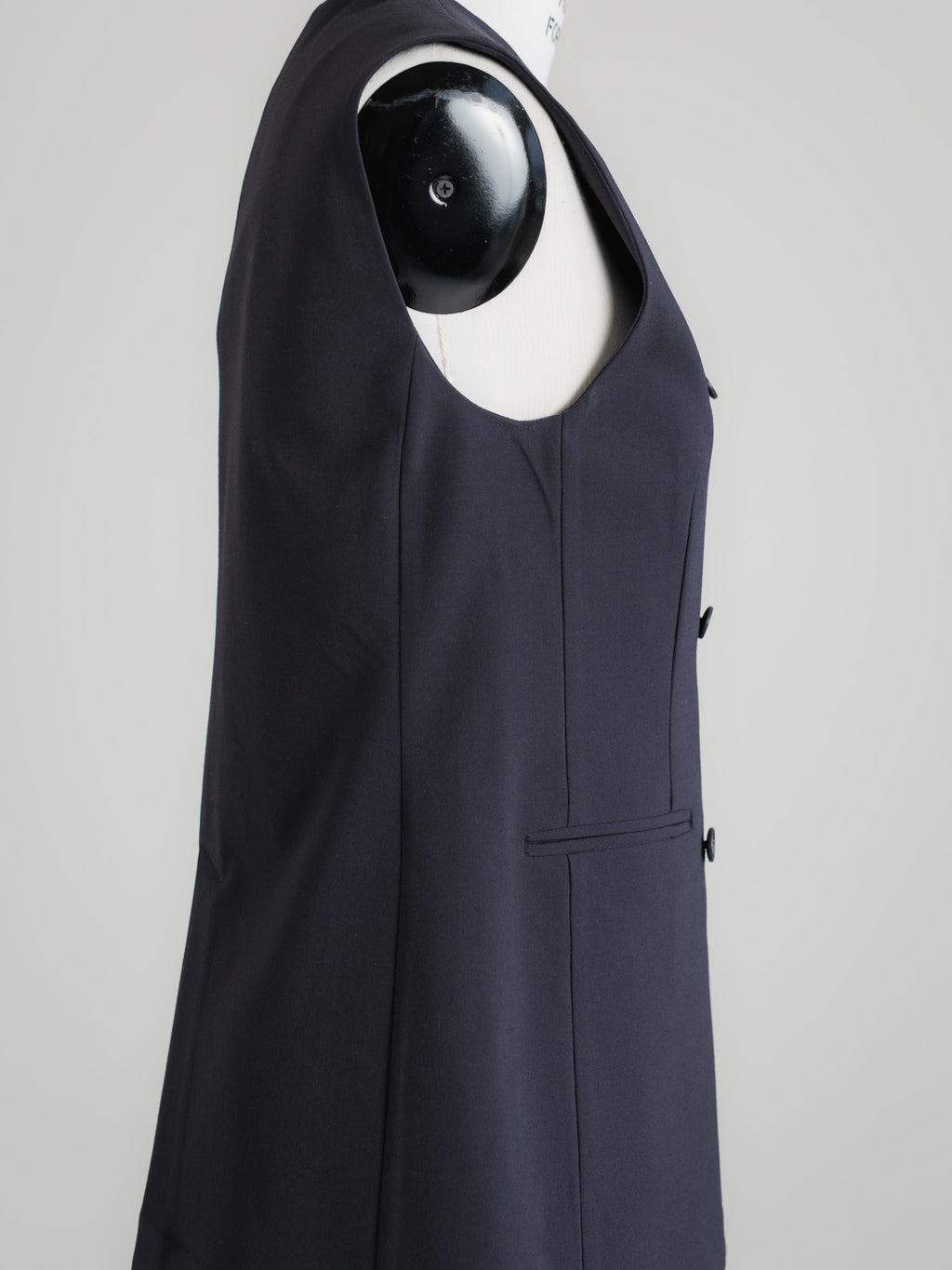 【PRE ORDER】CURVE VEST - NAVY