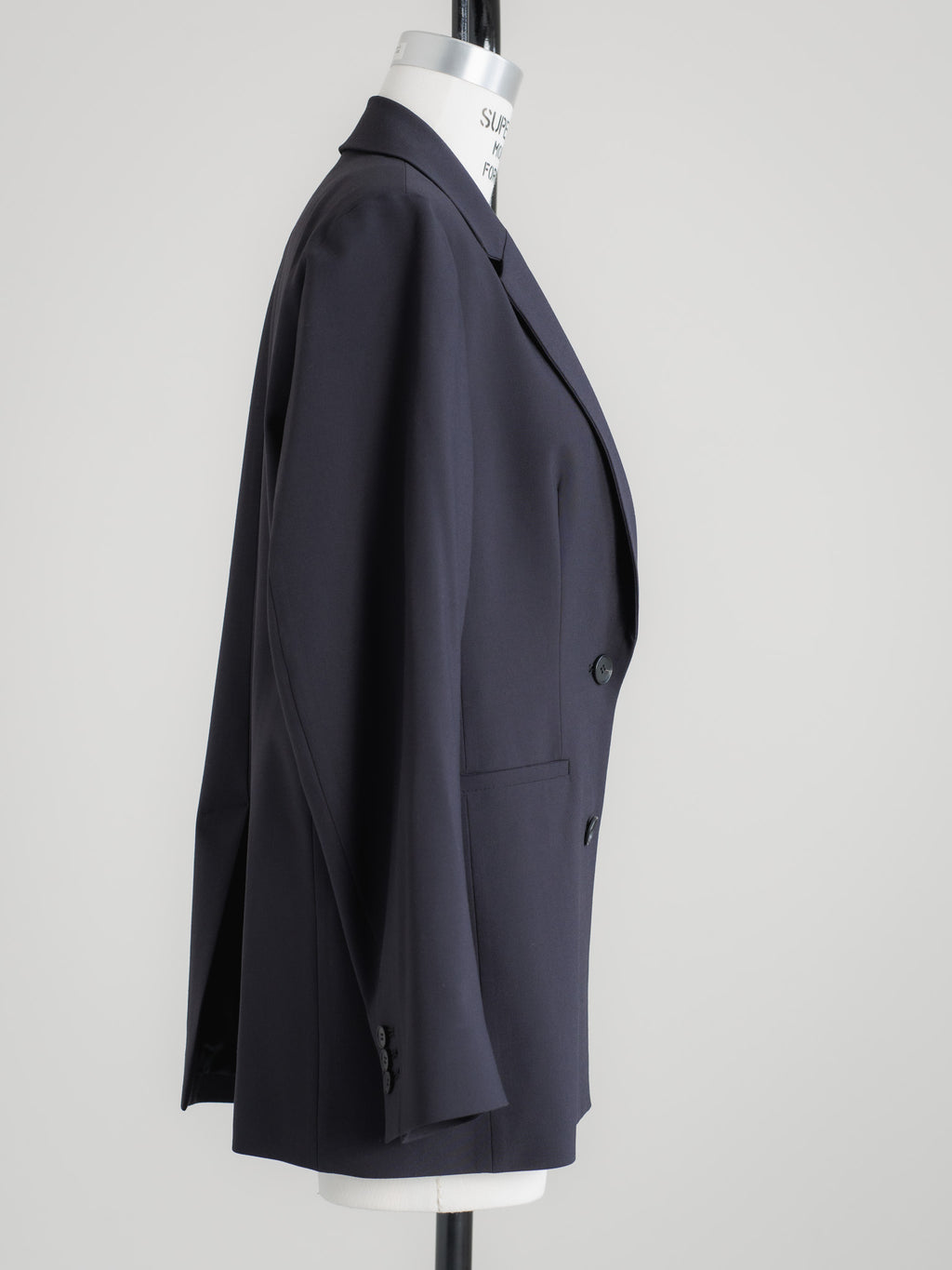 【PRE ORDER】OUTLINE JACKET - NAVY