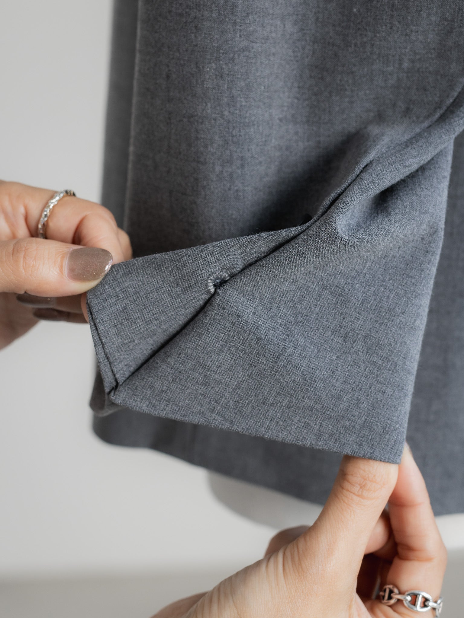 【PRE ORDER】OUTLINE JACKET - GRAY