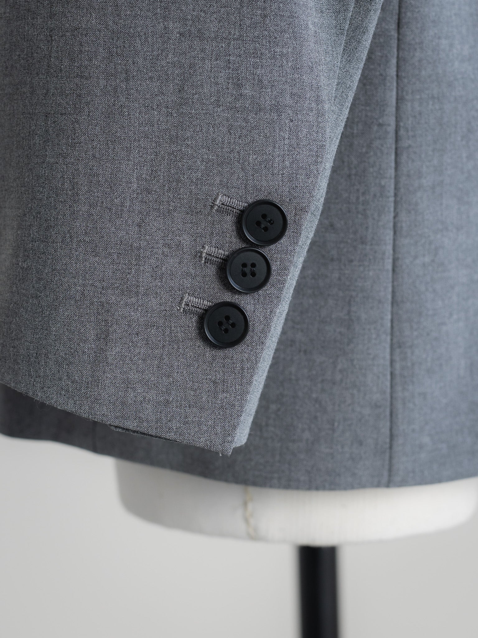 【PRE ORDER】OUTLINE JACKET - GRAY