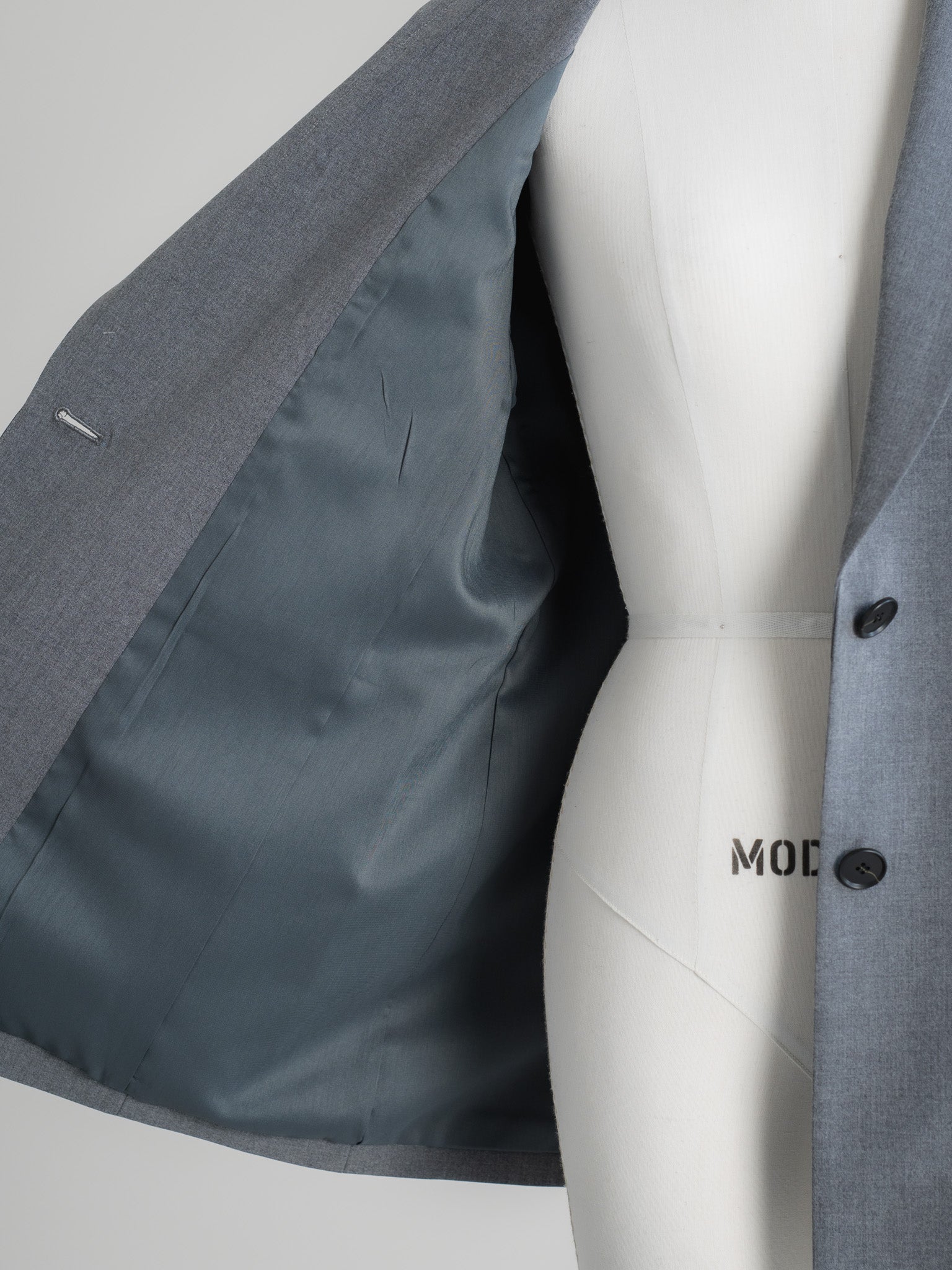 【PRE ORDER】OUTLINE JACKET - GRAY