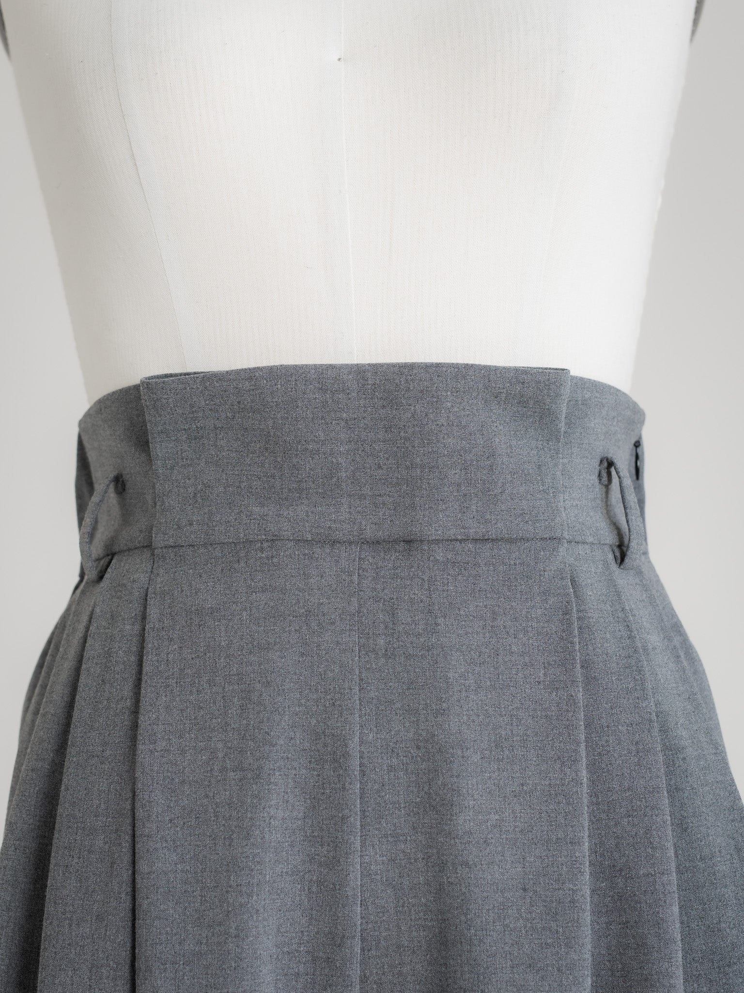 【PRE ORDER】FOLD HIGH PANTS - GRAY