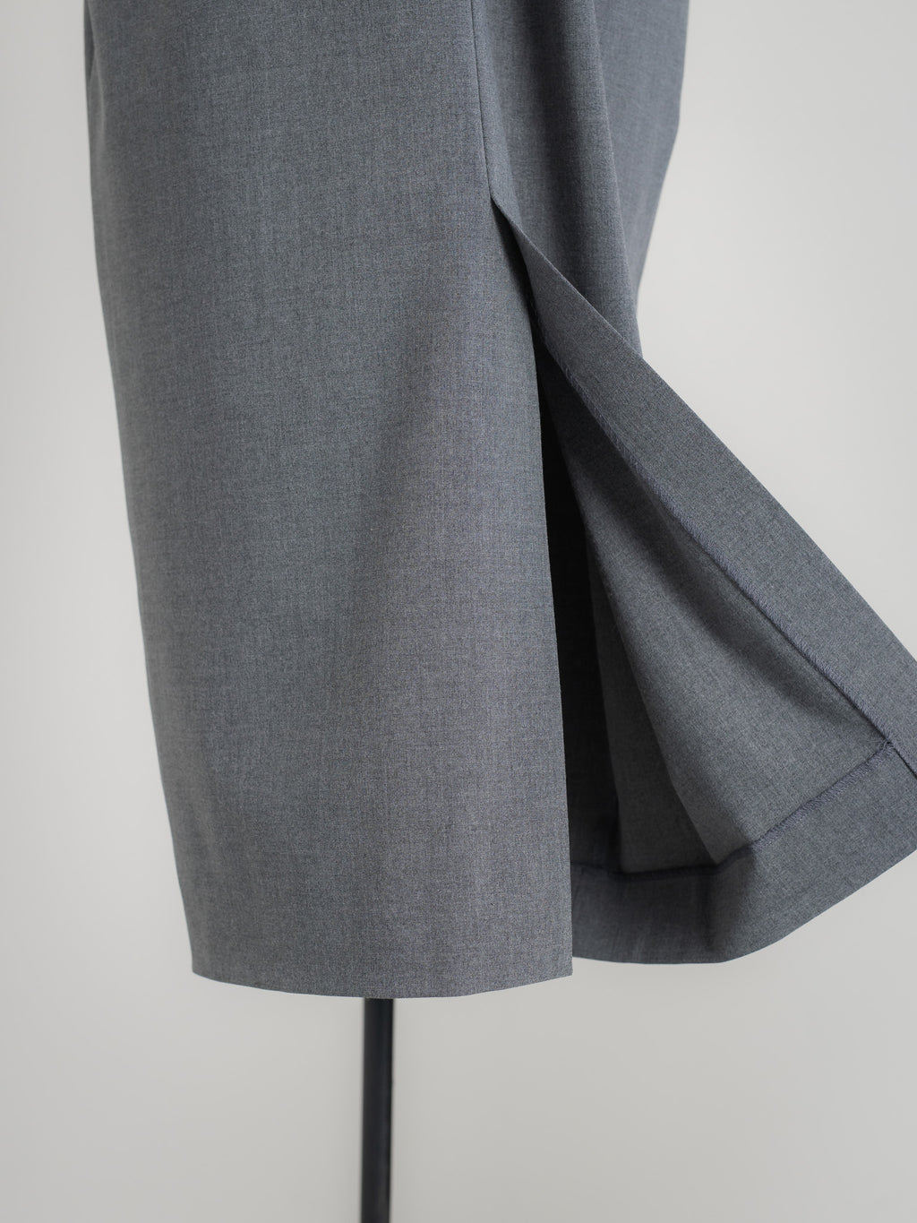 【PRE ORDER】TONE DRESS - GRAY