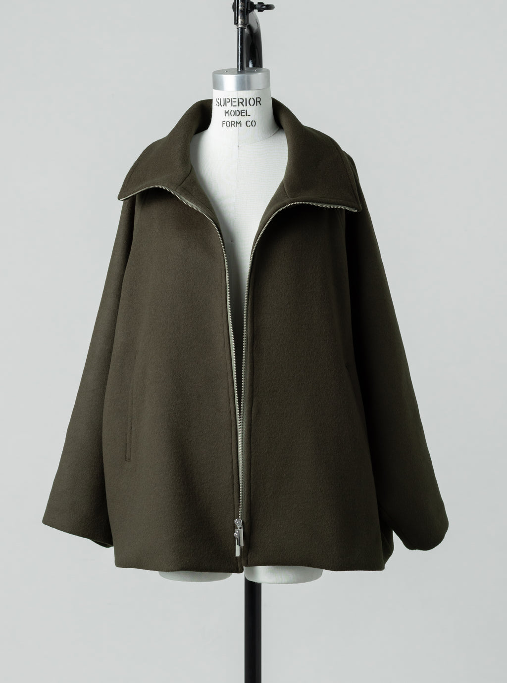 【PRE ORDER】STAND ZIP BLOUSON
