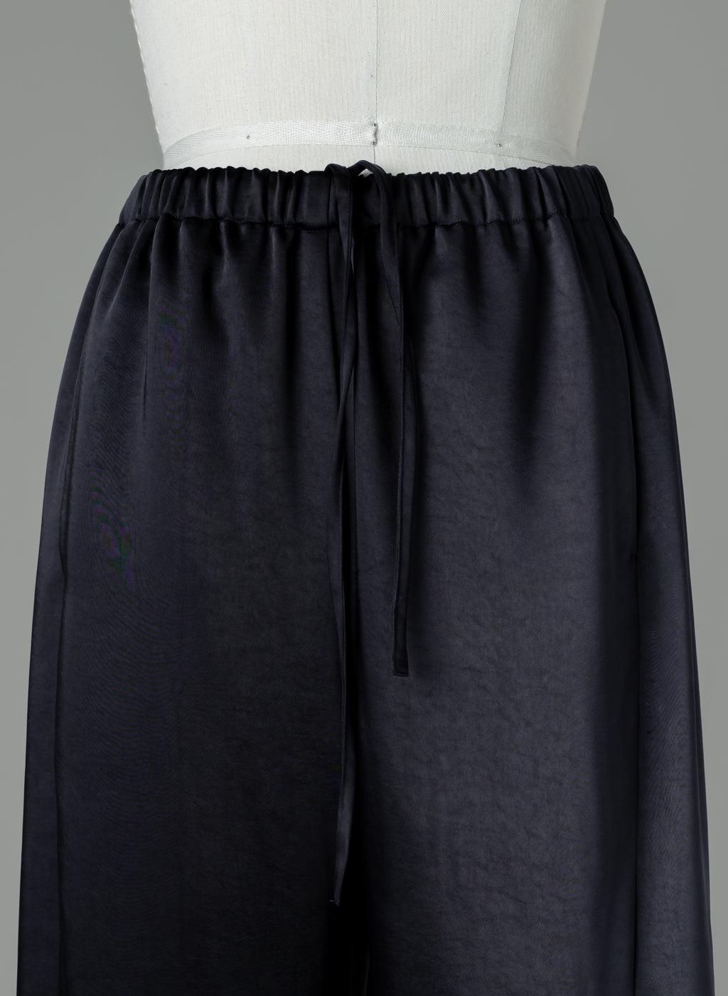 【PRE ORDER】EASY SATIN PANTS