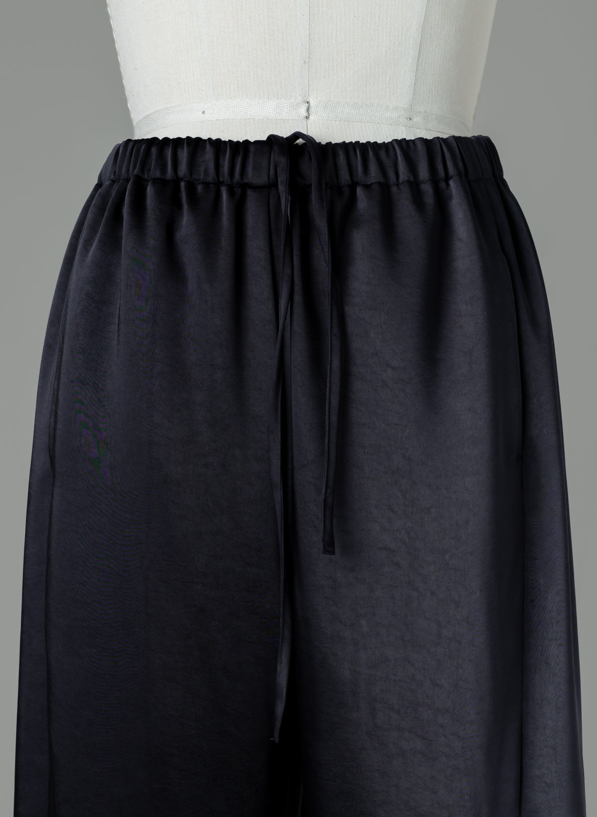 【PRE ORDER】EASY SATIN PANTS