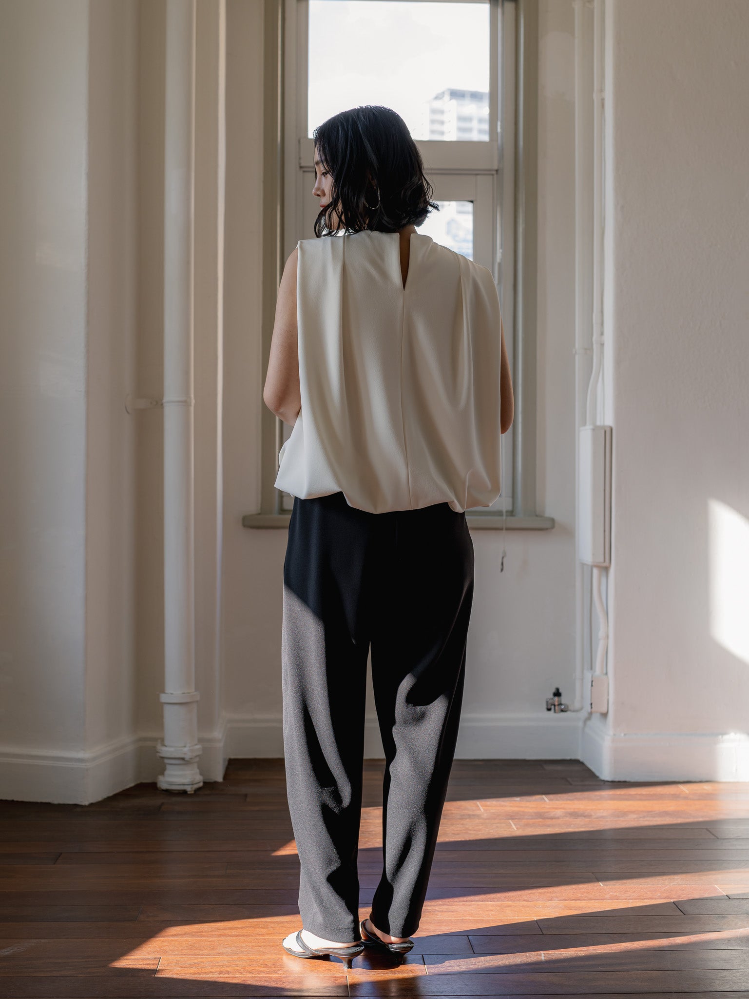 SILKY FORM PANTS/Black
