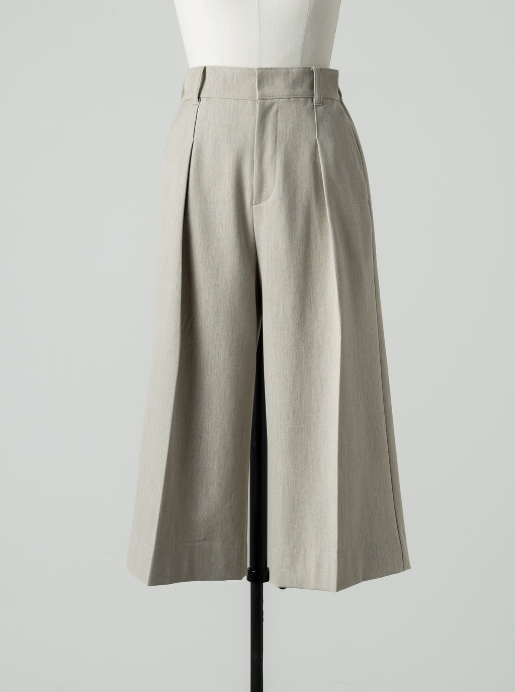 【HANKYU】RELAXED HALF PANTS