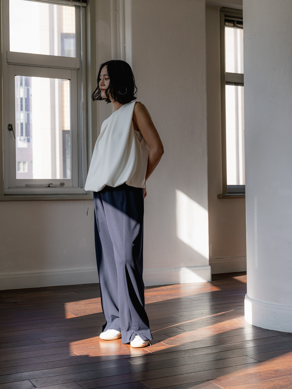 SILKY SLIT PANTS/Navy