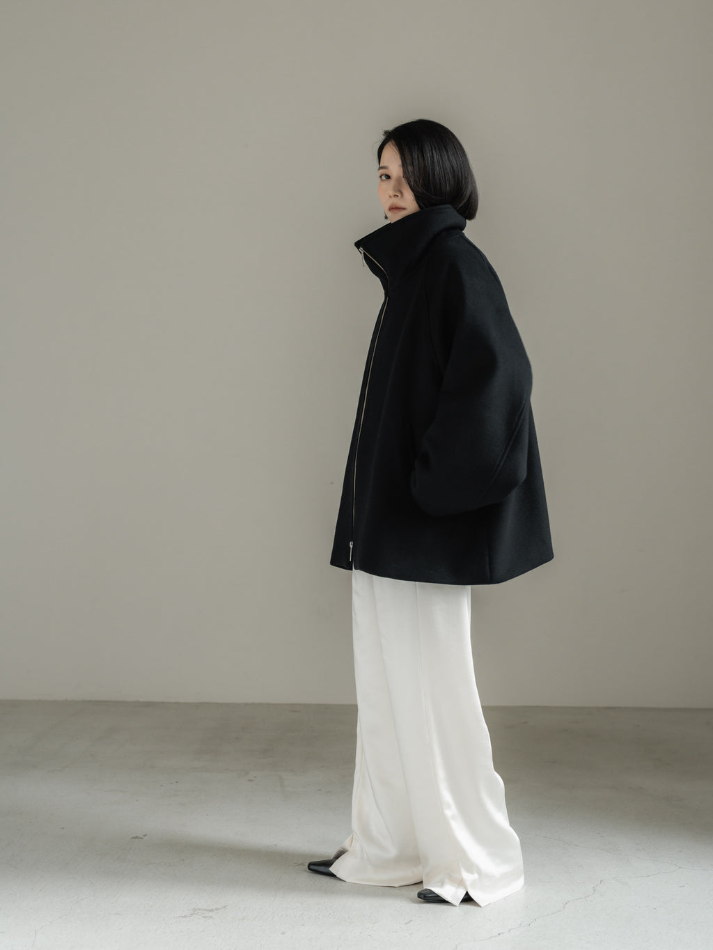 【PRE ORDER】STAND ZIP BLOUSON