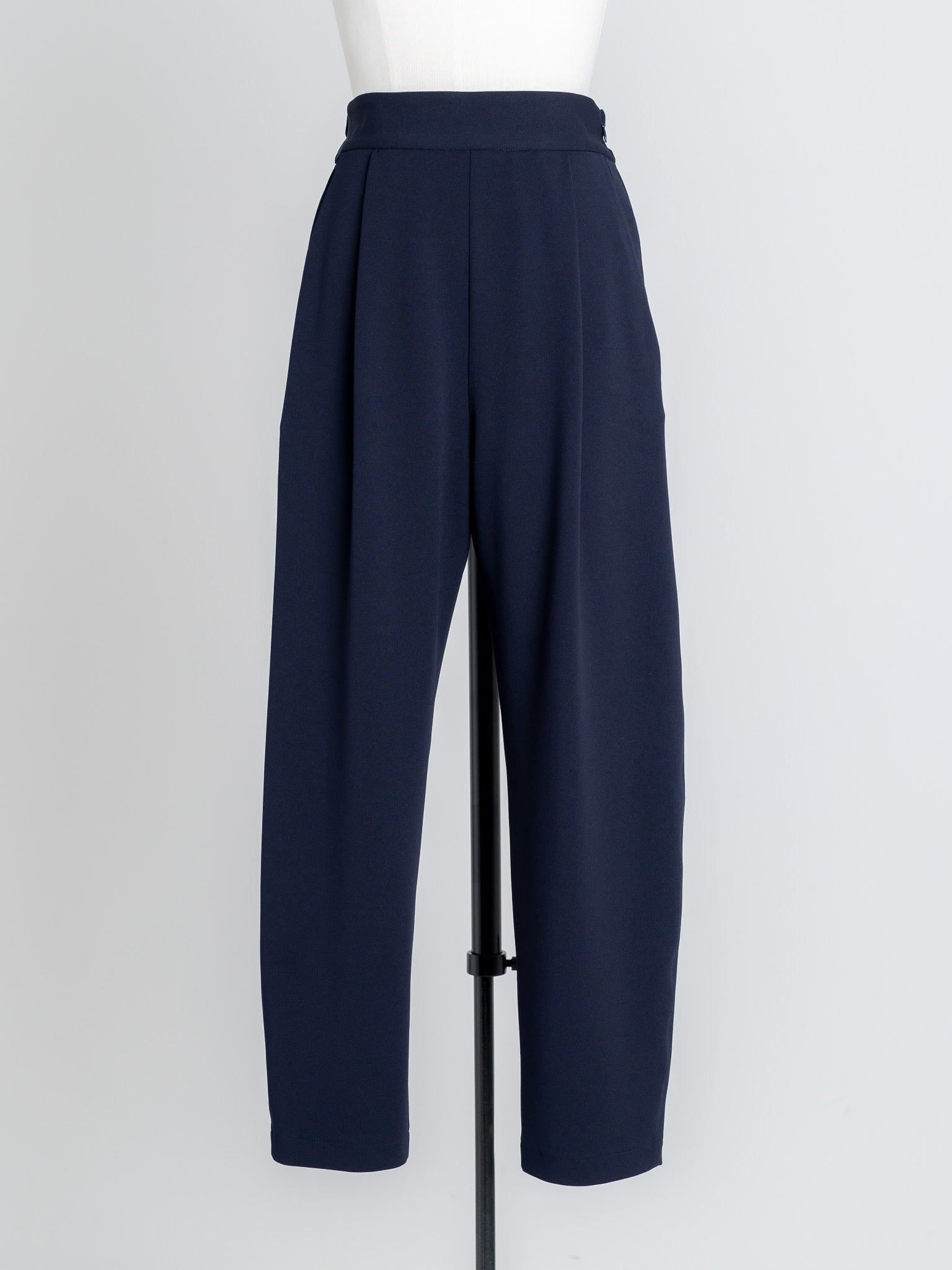 SILKY FORM PANTS/Navy