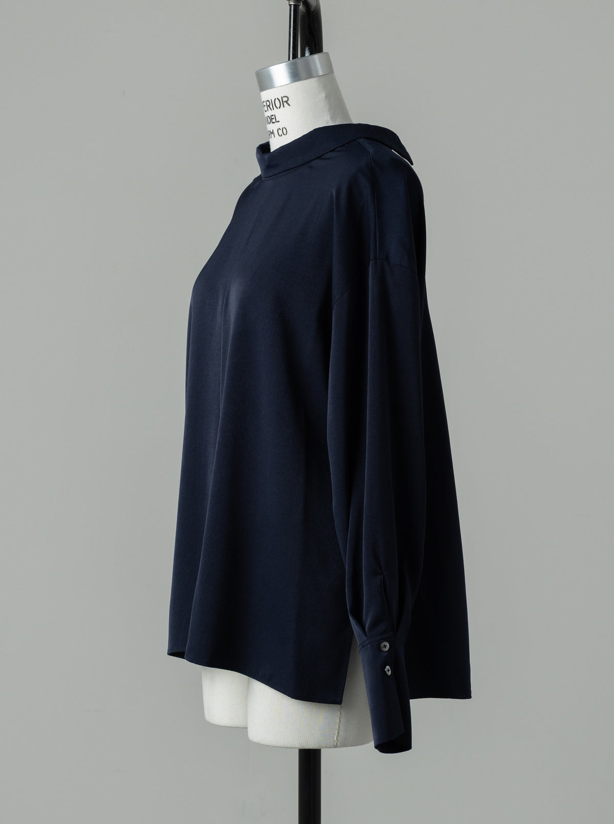 【HANKYU】CHAMELEON SUEDE TOUCH SHIRT