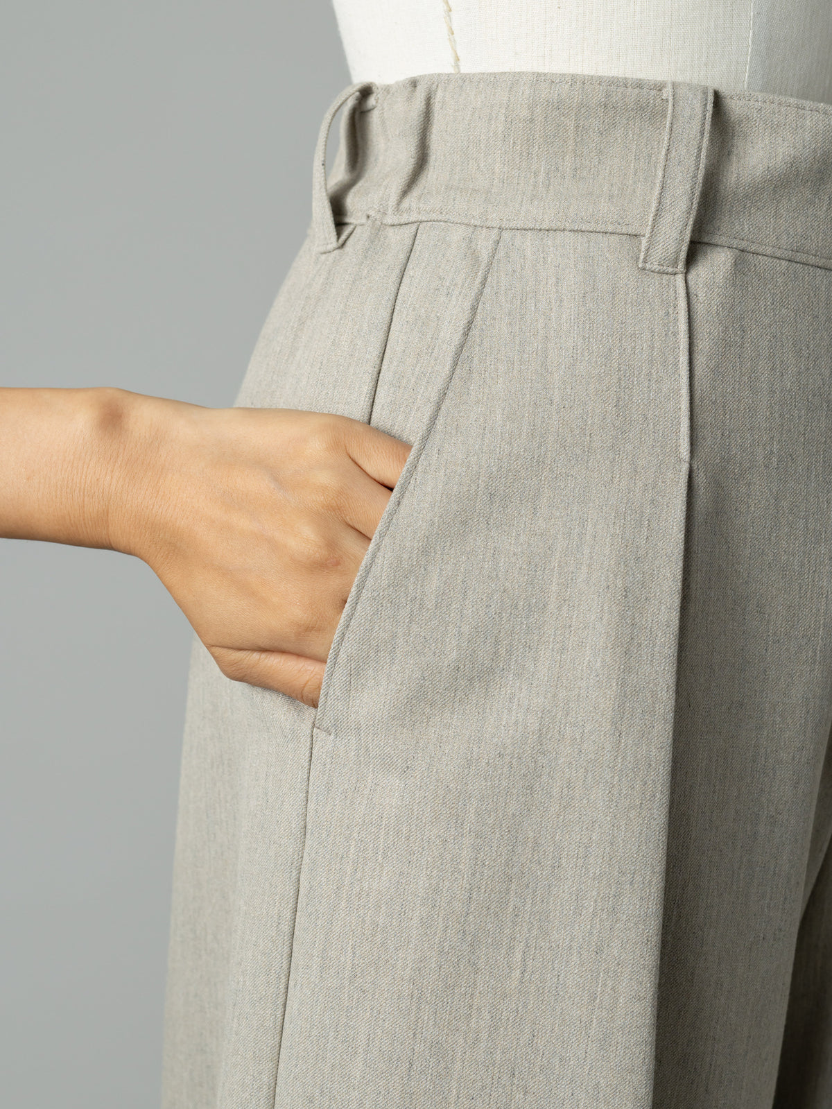 【HANKYU】RELAXED HALF PANTS