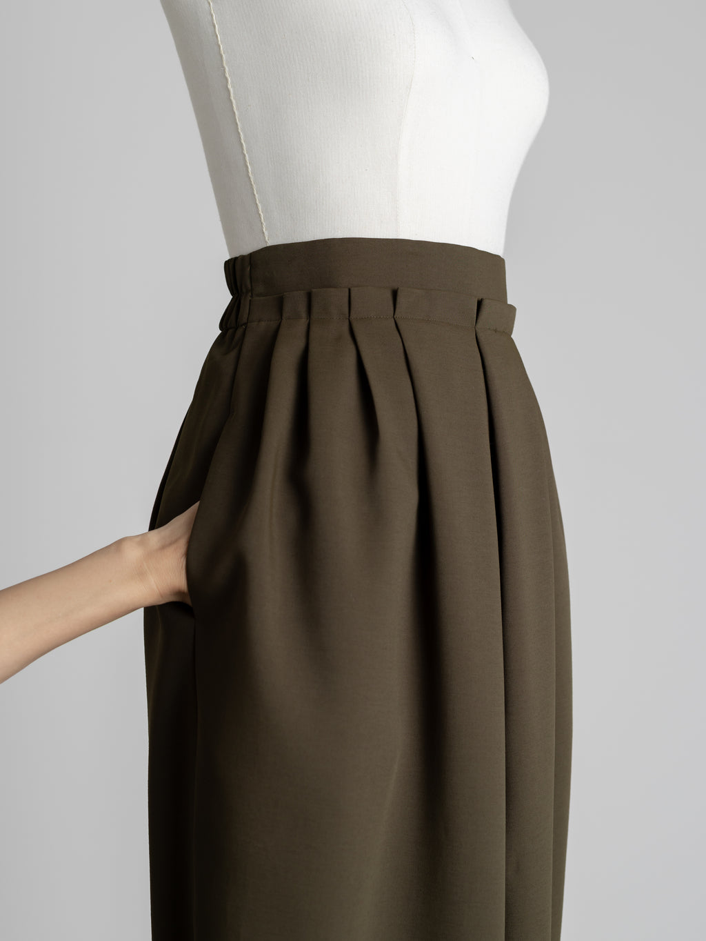 EASY DRAPE SKIRT/Olive