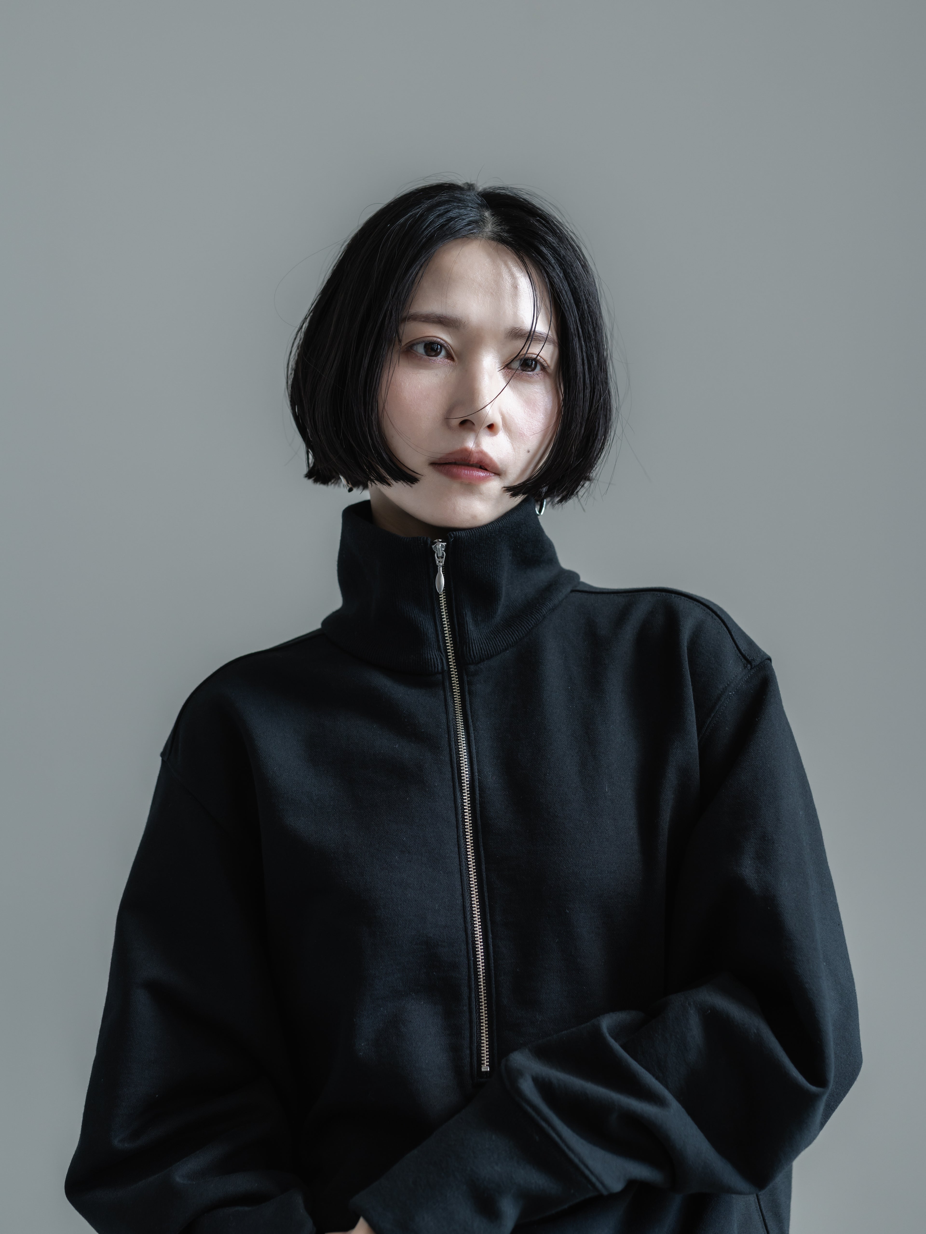 【PRE ORDER】HALF ZIP SWEAT