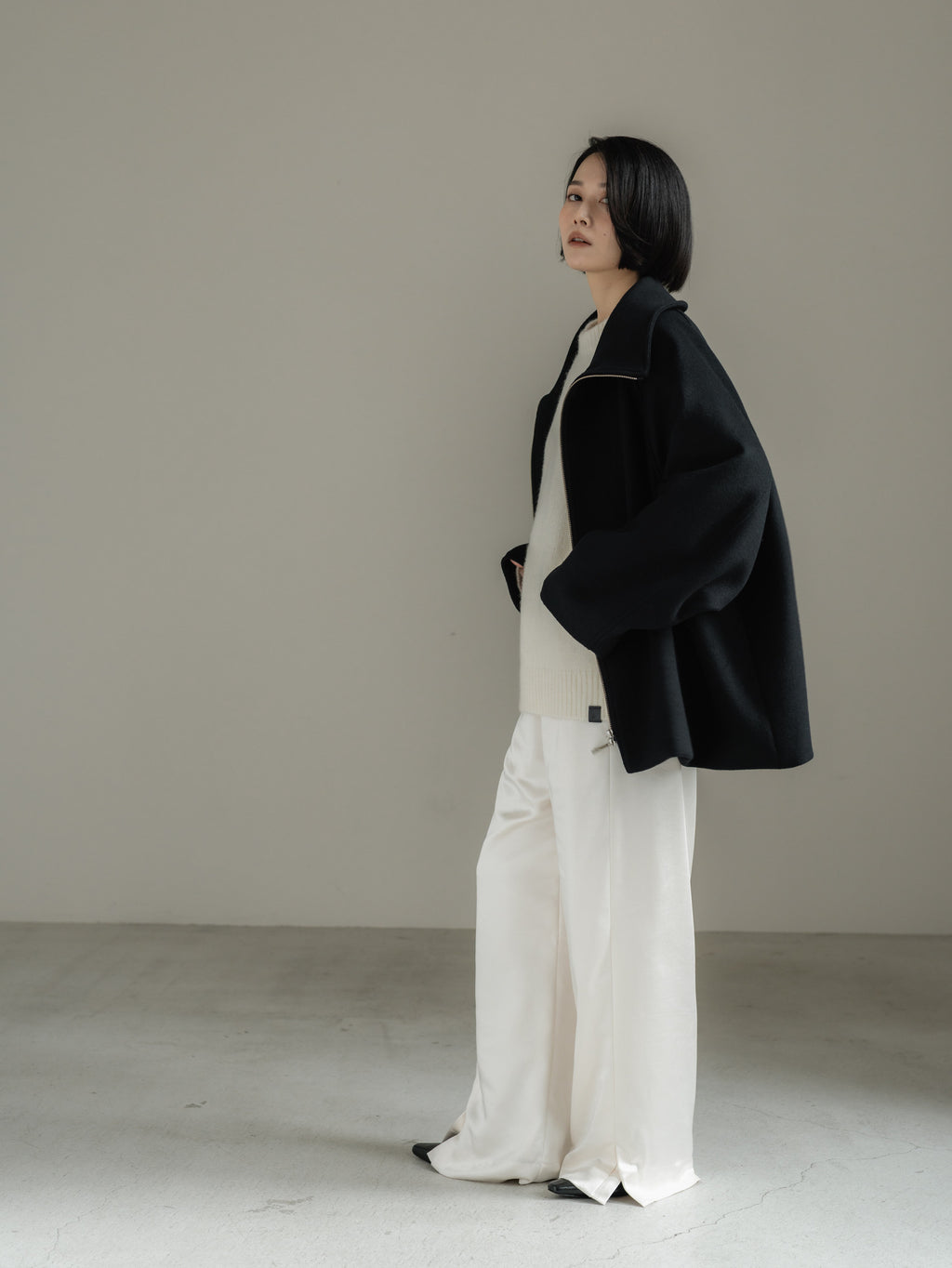 【PRE ORDER】STAND ZIP BLOUSON