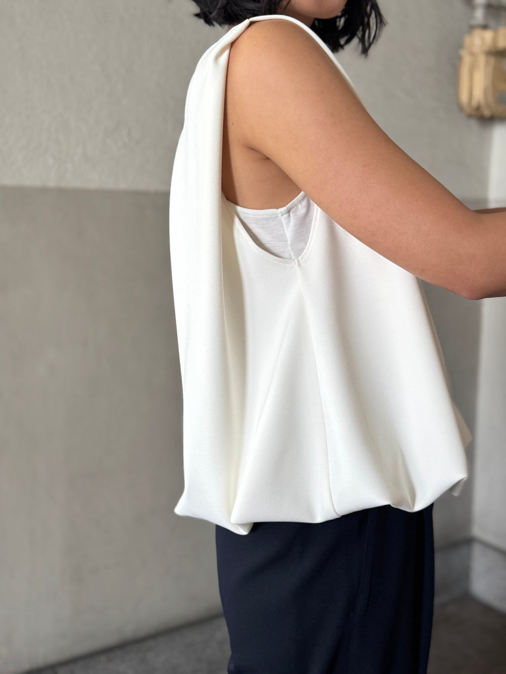 SILKY TECH TOP/White