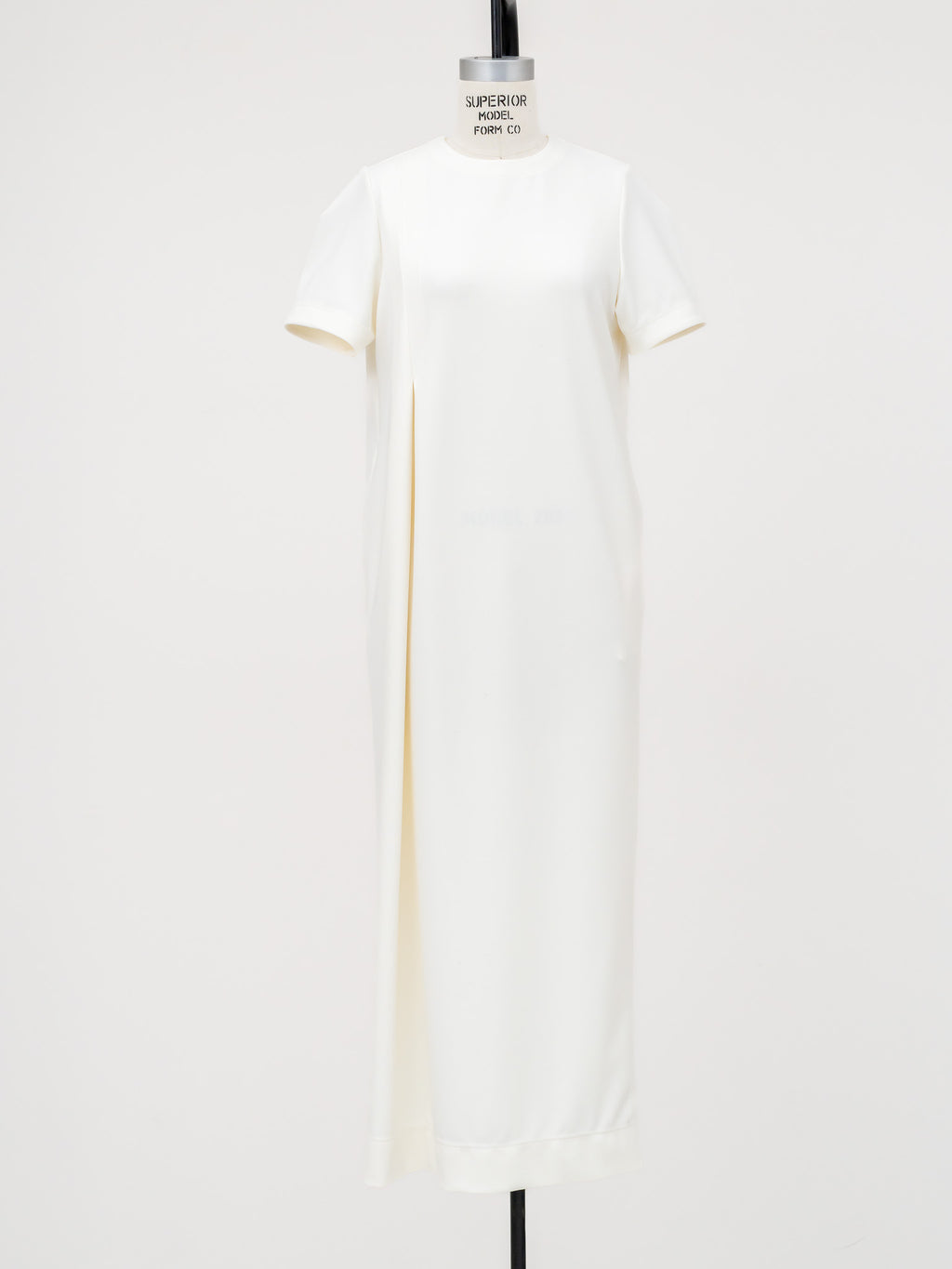 SILKY TECH DRESS/White