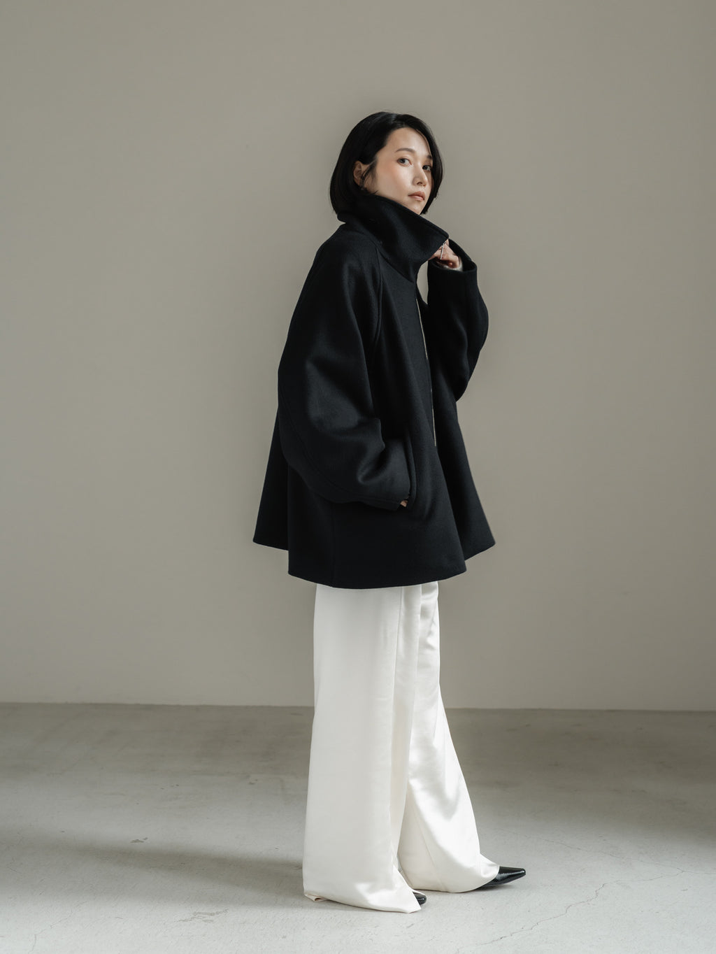 【PRE ORDER】STAND ZIP BLOUSON