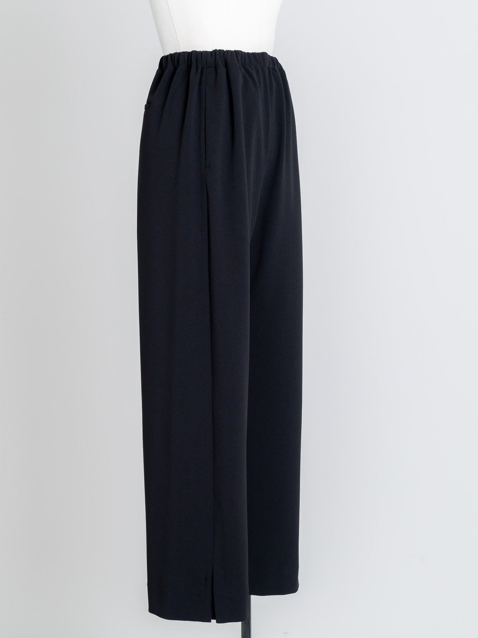 SILKY SLIT PANTS/Black