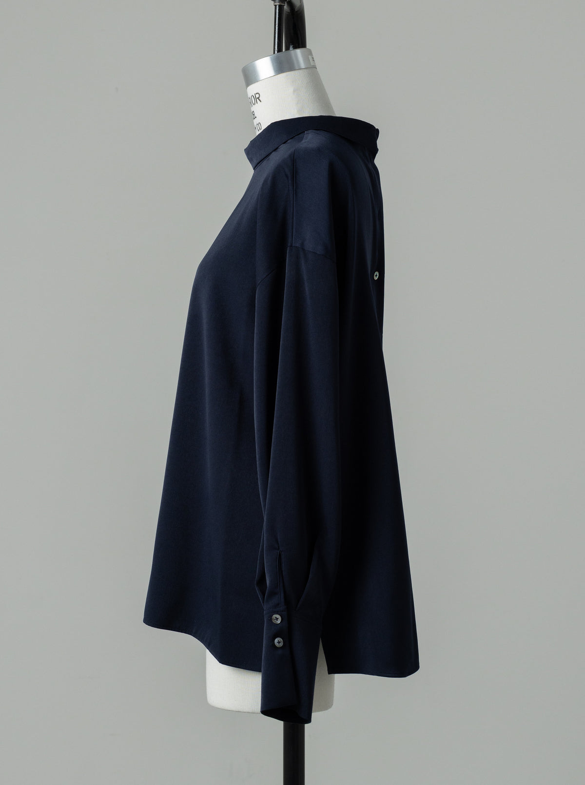 【HANKYU】CHAMELEON SUEDE TOUCH SHIRT